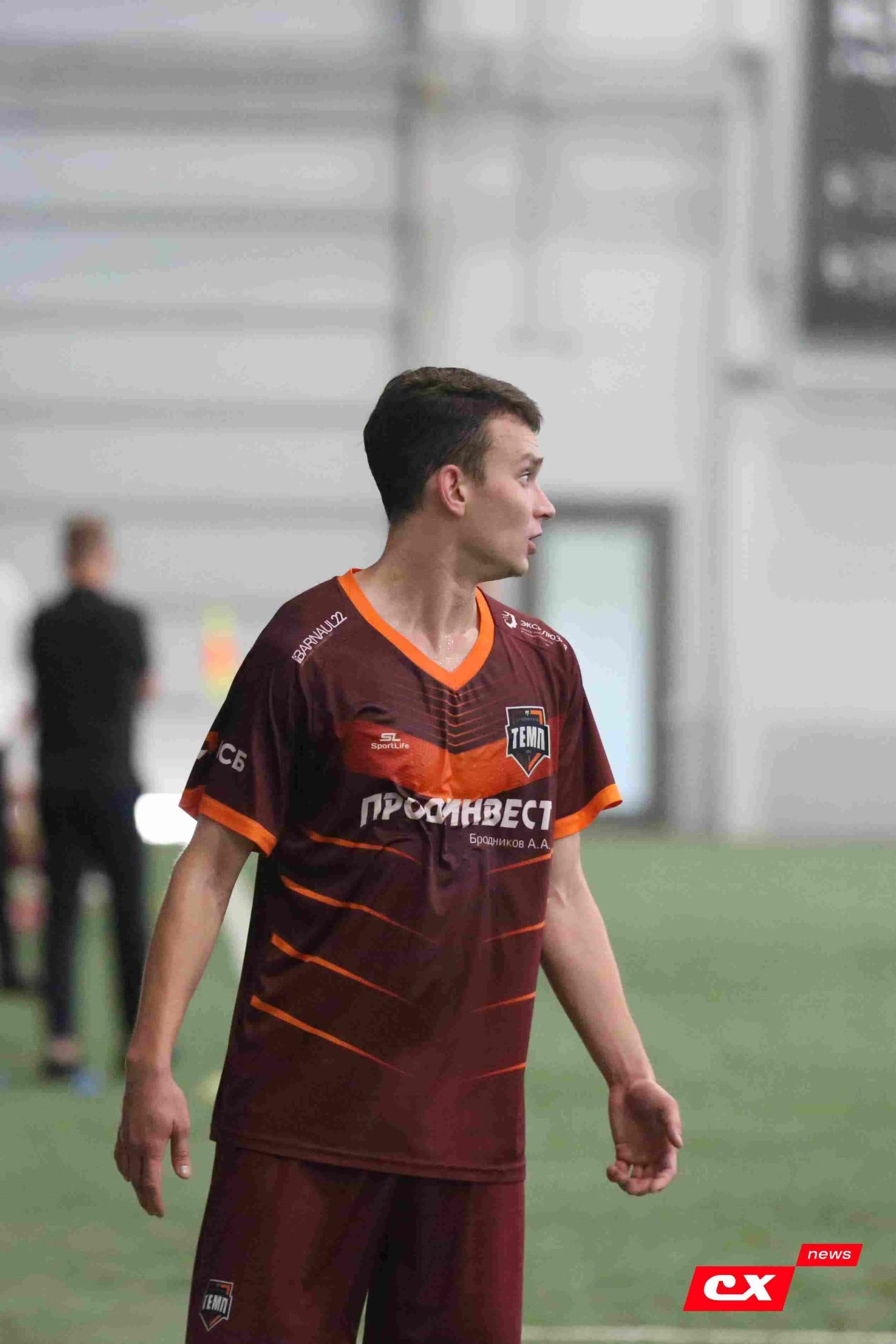 «Темп» 6:0 «Енисей-М». Третья лига. 15.08.2025. Владимир Мартынов («CX News») — кадр 163
