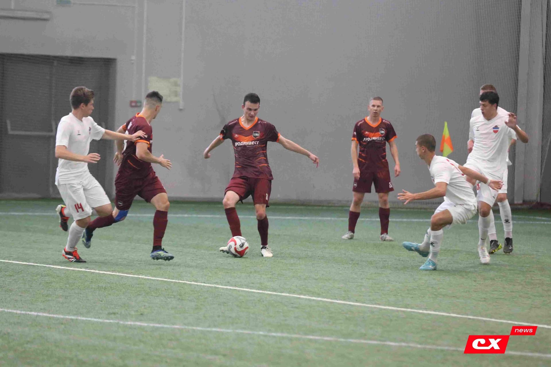 «Темп» 6:0 «Енисей-М». Третья лига. 15.08.2025. Владимир Мартынов («CX News») — кадр 200