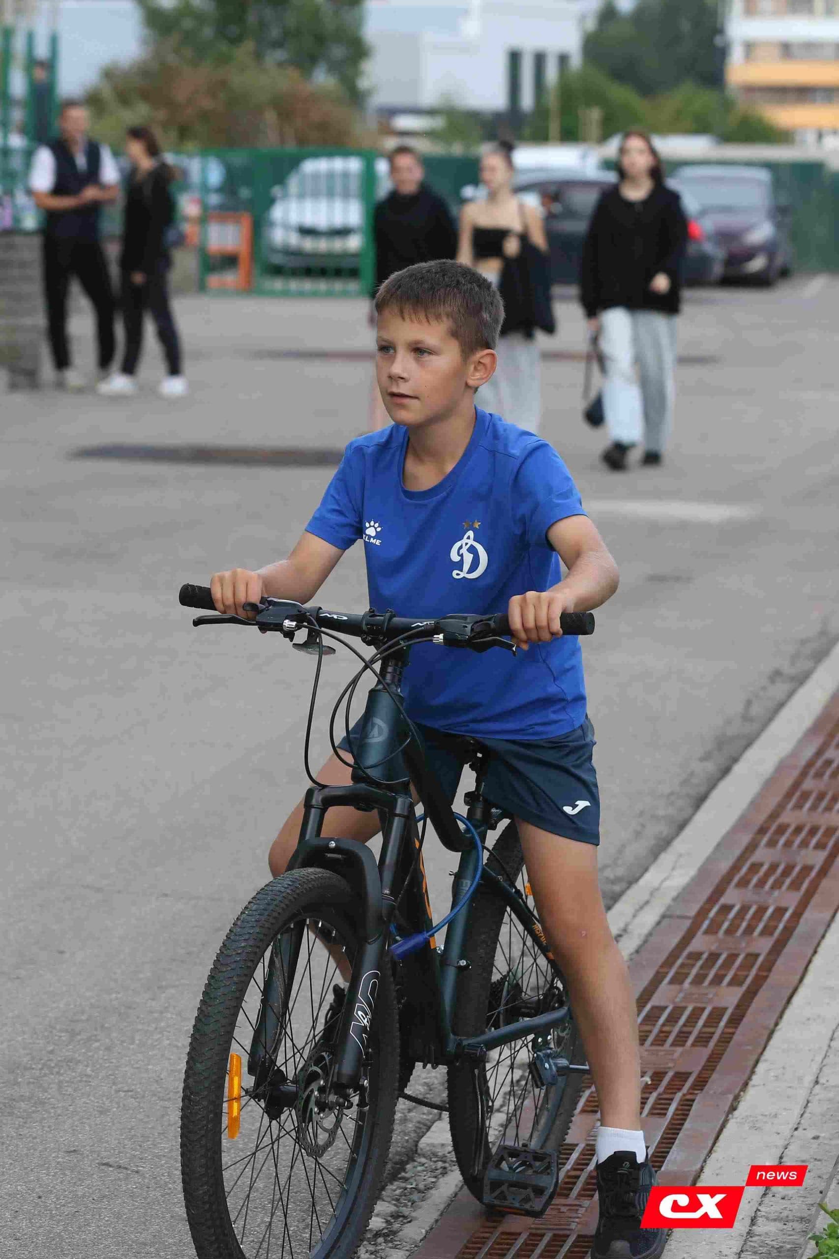 «Темп» 6:0 «Енисей-М». Третья лига. 15.08.2025. Владимир Мартынов («CX News») — кадр 22