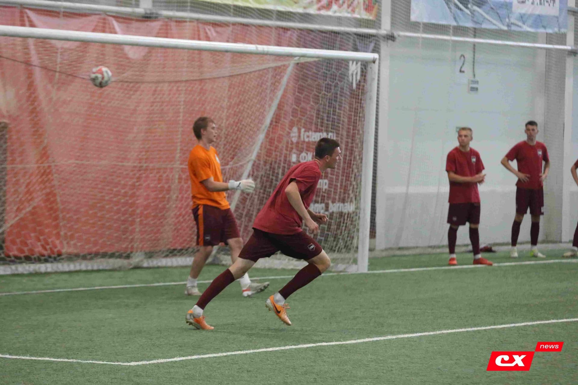 «Темп» 6:0 «Енисей-М». Третья лига. 15.08.2025. Владимир Мартынов («CX News») — кадр 81