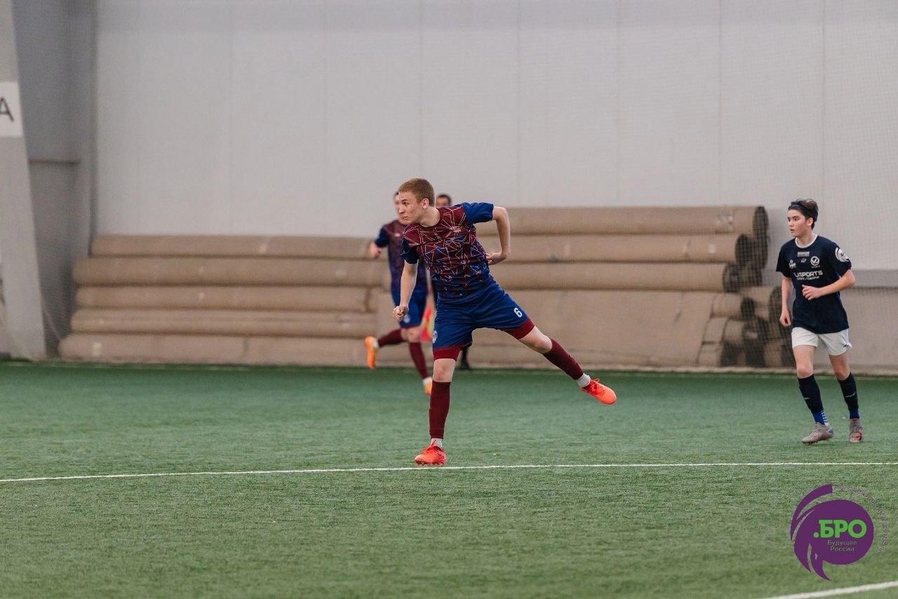 Как игроки ФК «Темп» выступили в первых полуфиналах «Лиги .БРО»!