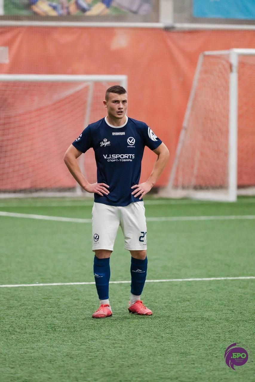 Знакомимся с Виктором Хугаевым!