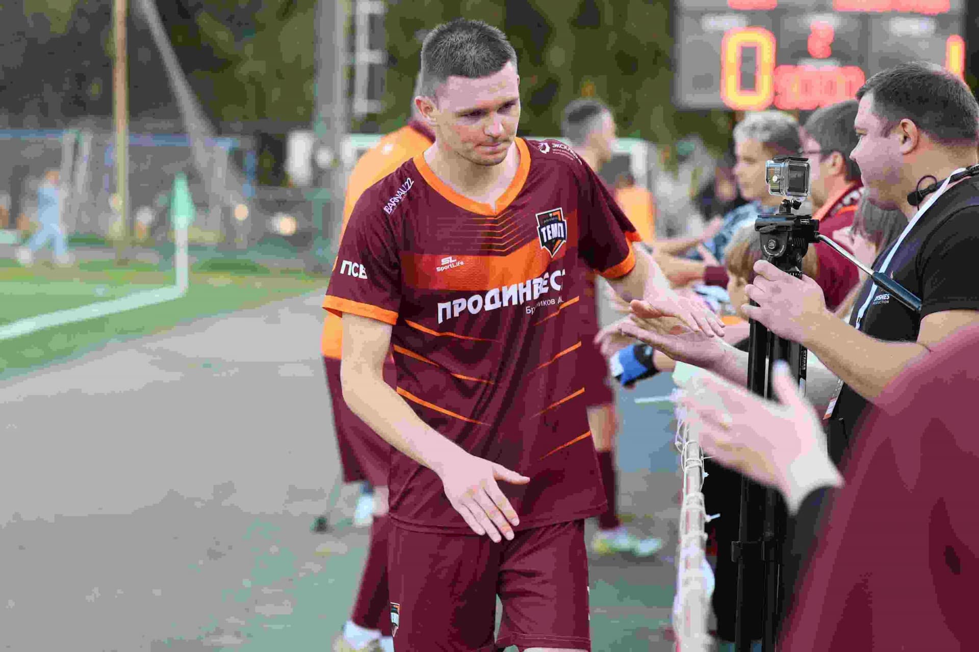 «Темп» 0:1 «Знамя Труда». FONBET Кубок России. 10.09.2025. СМИ: Владимир Мартынов («CX News»), Александр Чёрный («Алтайский спорт»), Виталий Барабаш (Сетевое издание "Толк"), Андрей Каспришин («Алтайская правда») — кадр 471