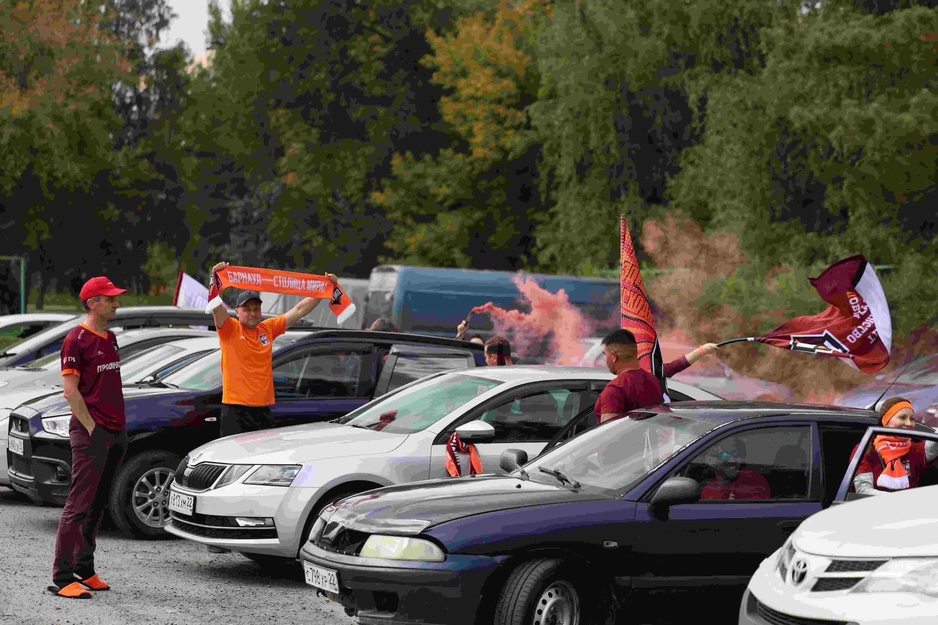 «Темп» 0:1 «Знамя Труда». FONBET Кубок России. 10.09.2025. СМИ: Владимир Мартынов («CX News»), Александр Чёрный («Алтайский спорт»), Виталий Барабаш (Сетевое издание "Толк"), Андрей Каспришин («Алтайская правда») — кадр 360