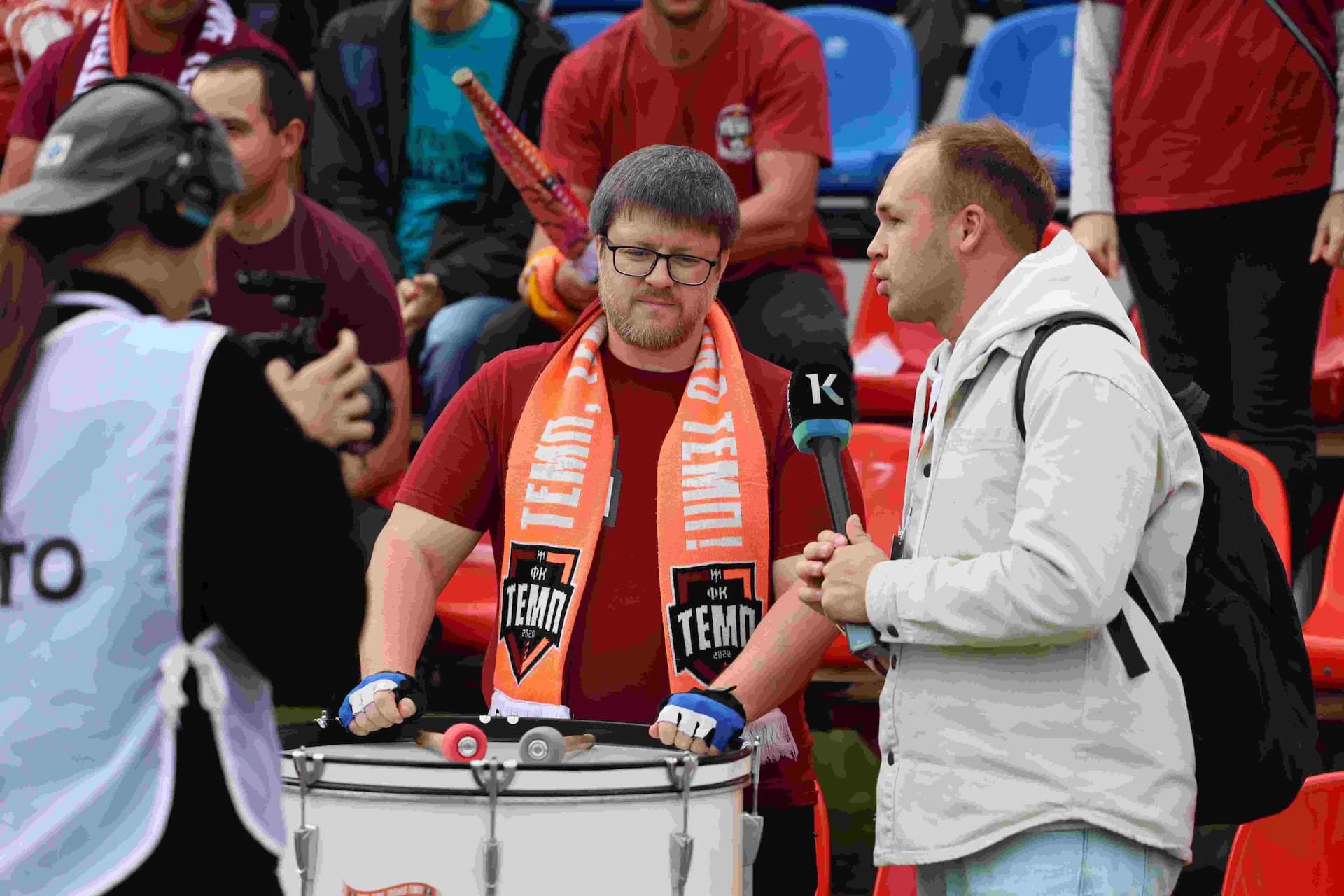 «Темп» 0:1 «Знамя Труда». FONBET Кубок России. 10.09.2025. СМИ: Владимир Мартынов («CX News»), Александр Чёрный («Алтайский спорт»), Виталий Барабаш (Сетевое издание "Толк"), Андрей Каспришин («Алтайская правда») — кадр 390