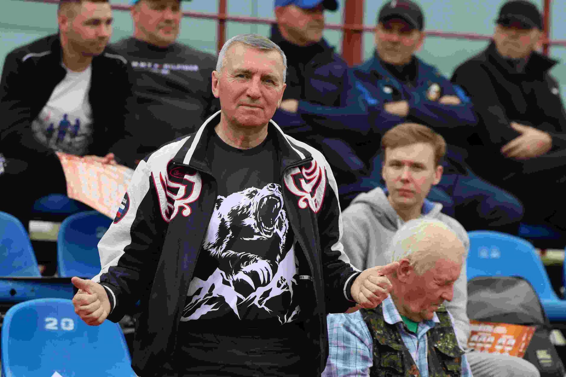 «Темп» 0:1 «Знамя Труда». FONBET Кубок России. 10.09.2025. СМИ: Владимир Мартынов («CX News»), Александр Чёрный («Алтайский спорт»), Виталий Барабаш (Сетевое издание "Толк"), Андрей Каспришин («Алтайская правда») — кадр 399