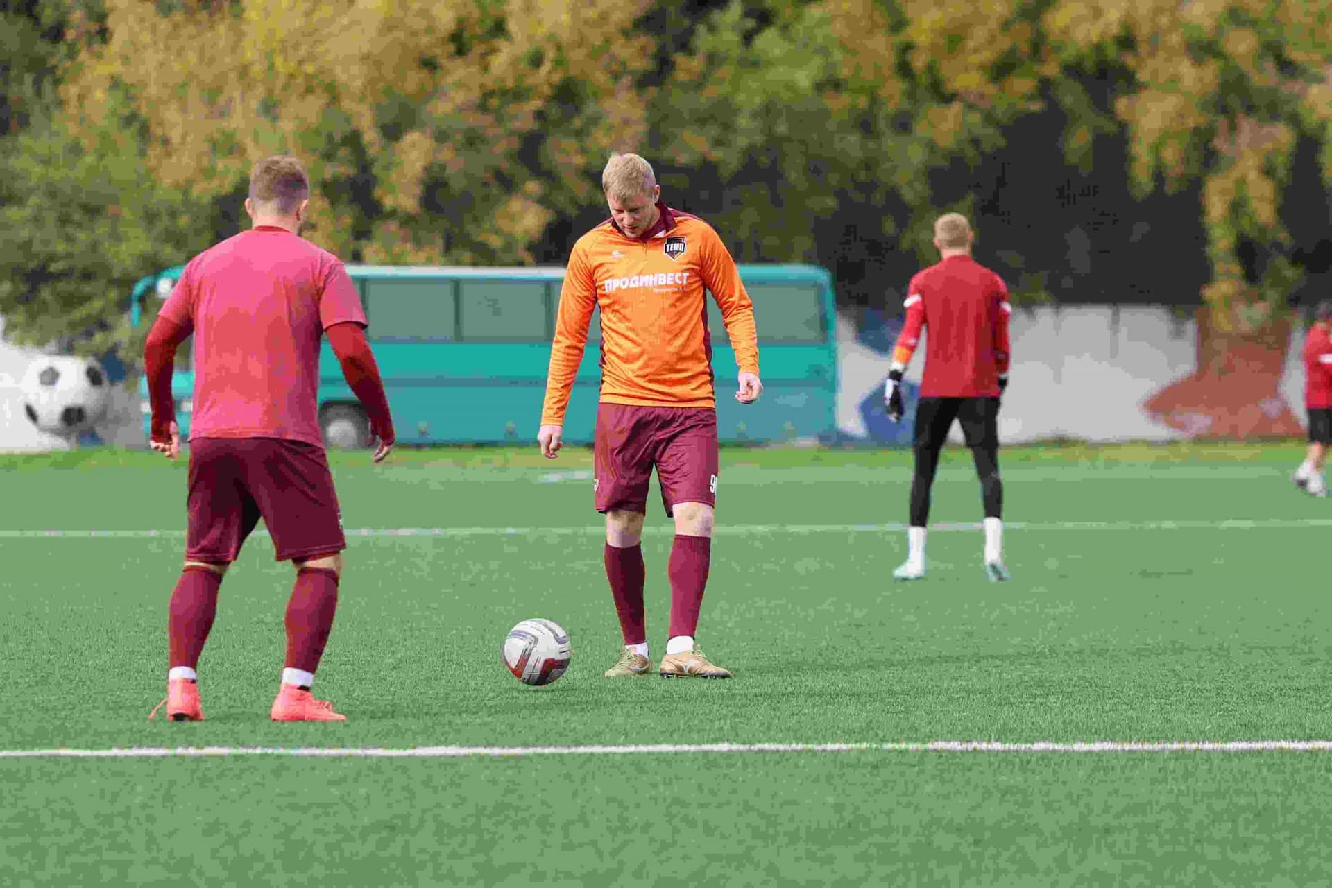 «Темп» 0:1 «Знамя Труда». FONBET Кубок России. 10.09.2025. СМИ: Владимир Мартынов («CX News»), Александр Чёрный («Алтайский спорт»), Виталий Барабаш (Сетевое издание "Толк"), Андрей Каспришин («Алтайская правда») — кадр 402