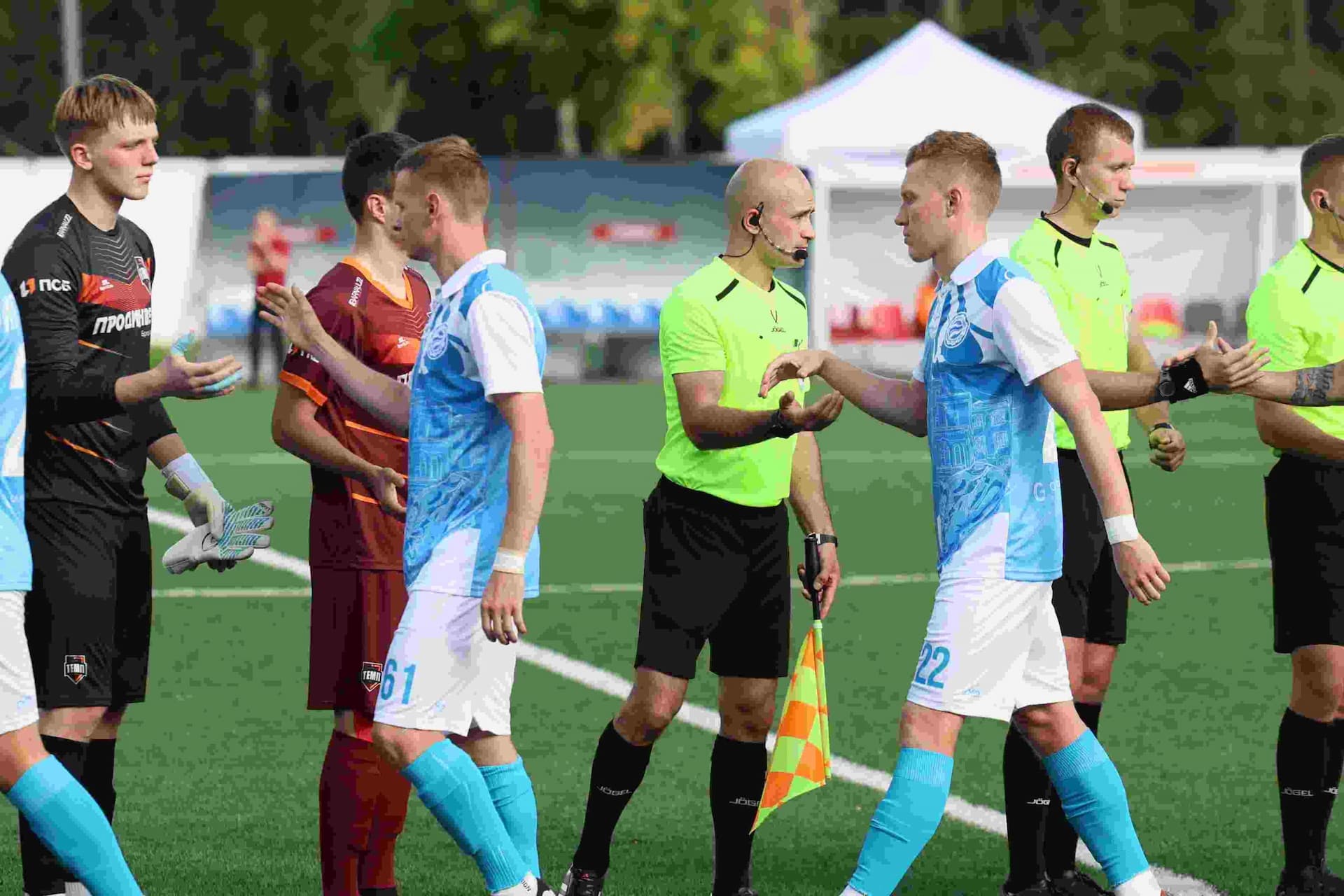 «Темп» 0:1 «Знамя Труда». FONBET Кубок России. 10.09.2025. СМИ: Владимир Мартынов («CX News»), Александр Чёрный («Алтайский спорт»), Виталий Барабаш (Сетевое издание "Толк"), Андрей Каспришин («Алтайская правда») — кадр 424