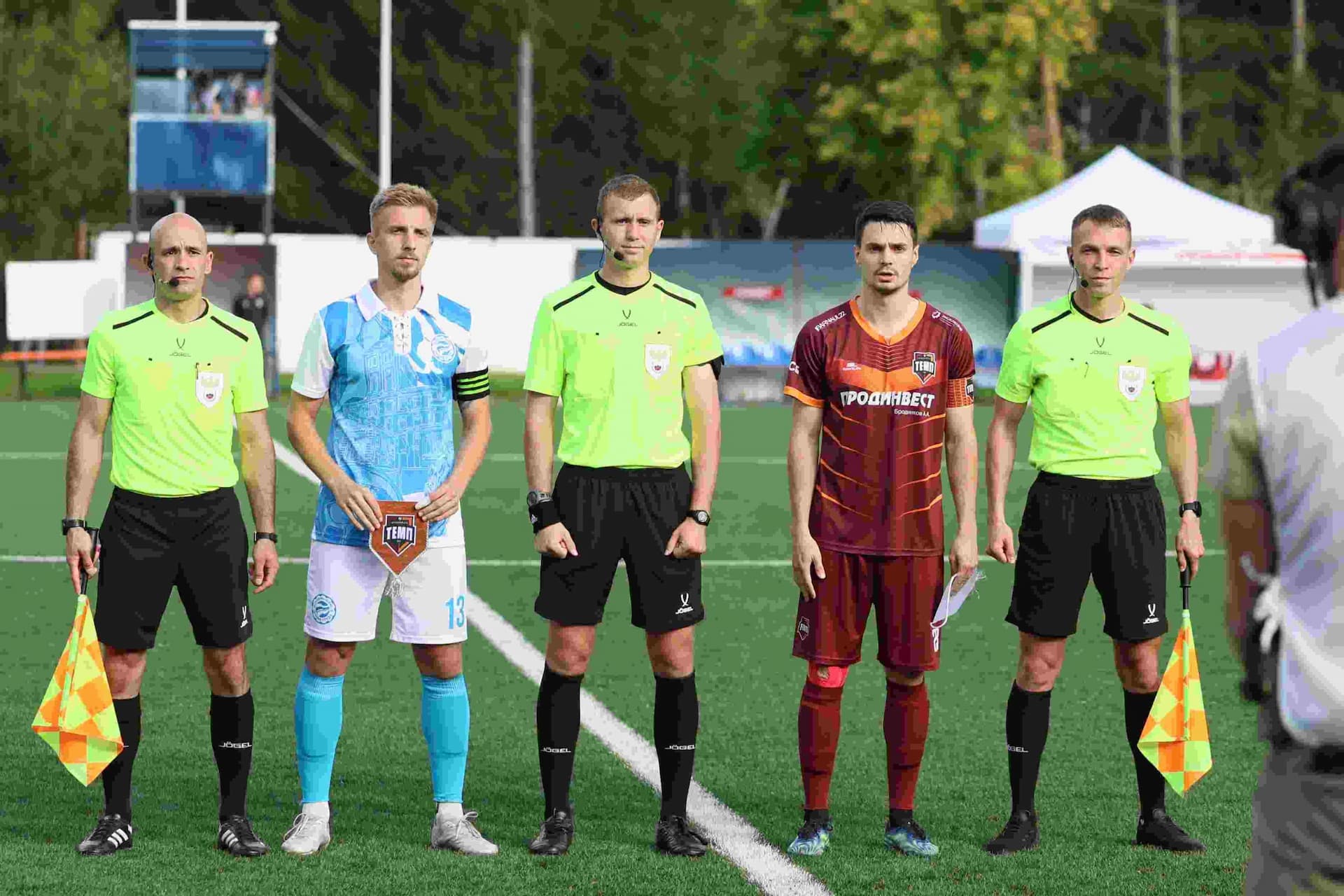 «Темп» 0:1 «Знамя Труда». FONBET Кубок России. 10.09.2025. СМИ: Владимир Мартынов («CX News»), Александр Чёрный («Алтайский спорт»), Виталий Барабаш (Сетевое издание "Толк"), Андрей Каспришин («Алтайская правда») — кадр 426