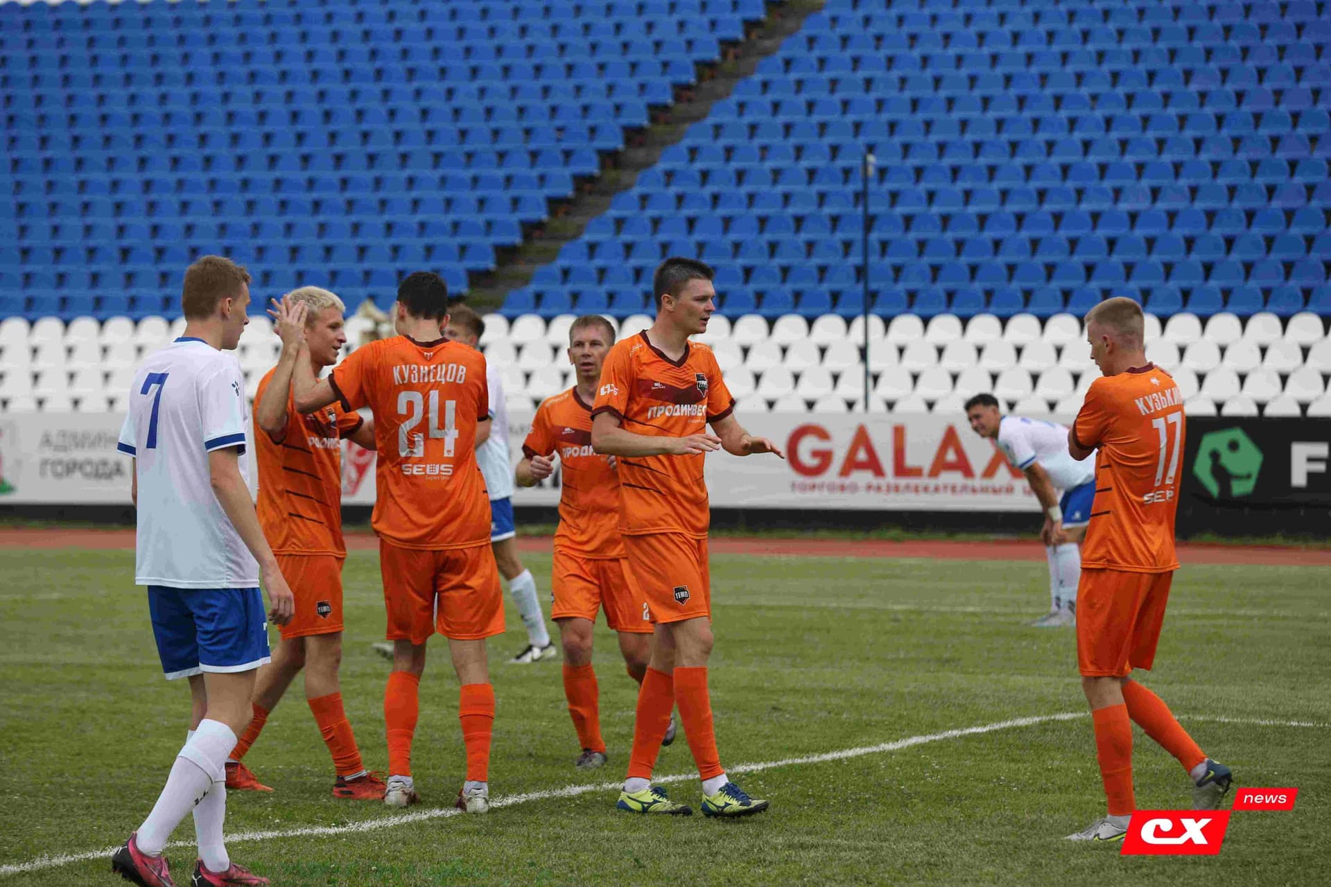 «Динамо-Барнаул-М» 1:3 «Темп». Кубок Сибири. 27.06.2025. Владимир Мартынов («CX News») — кадр 292