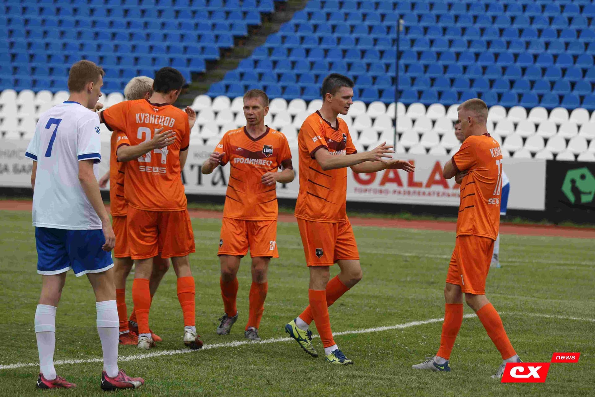 «Динамо-Барнаул-М» 1:3 «Темп». Кубок Сибири. 27.06.2025. Владимир Мартынов («CX News») — кадр 293