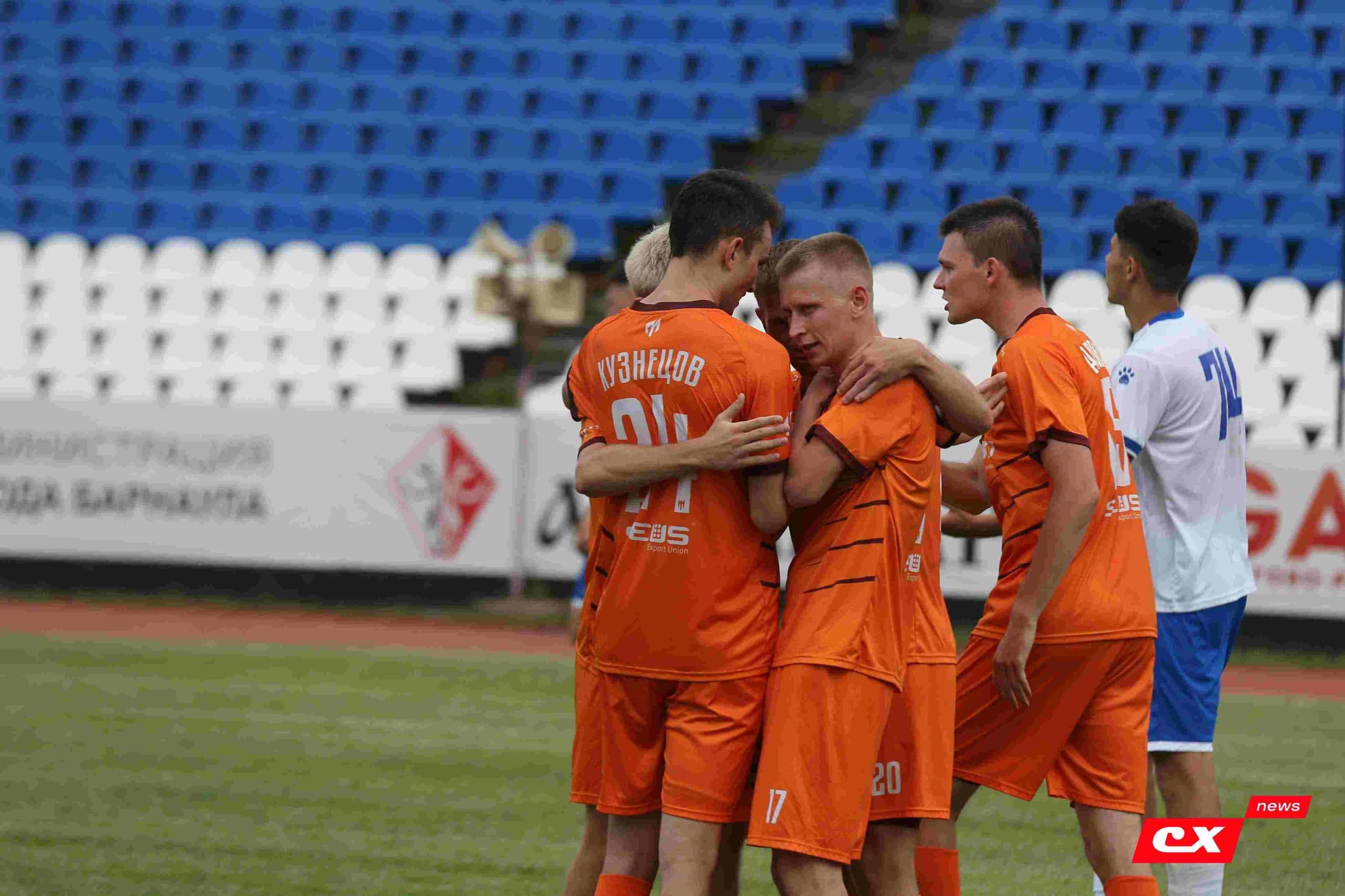 «Динамо-Барнаул-М» 1:3 «Темп». Кубок Сибири. 27.06.2025. Владимир Мартынов («CX News») — кадр 295