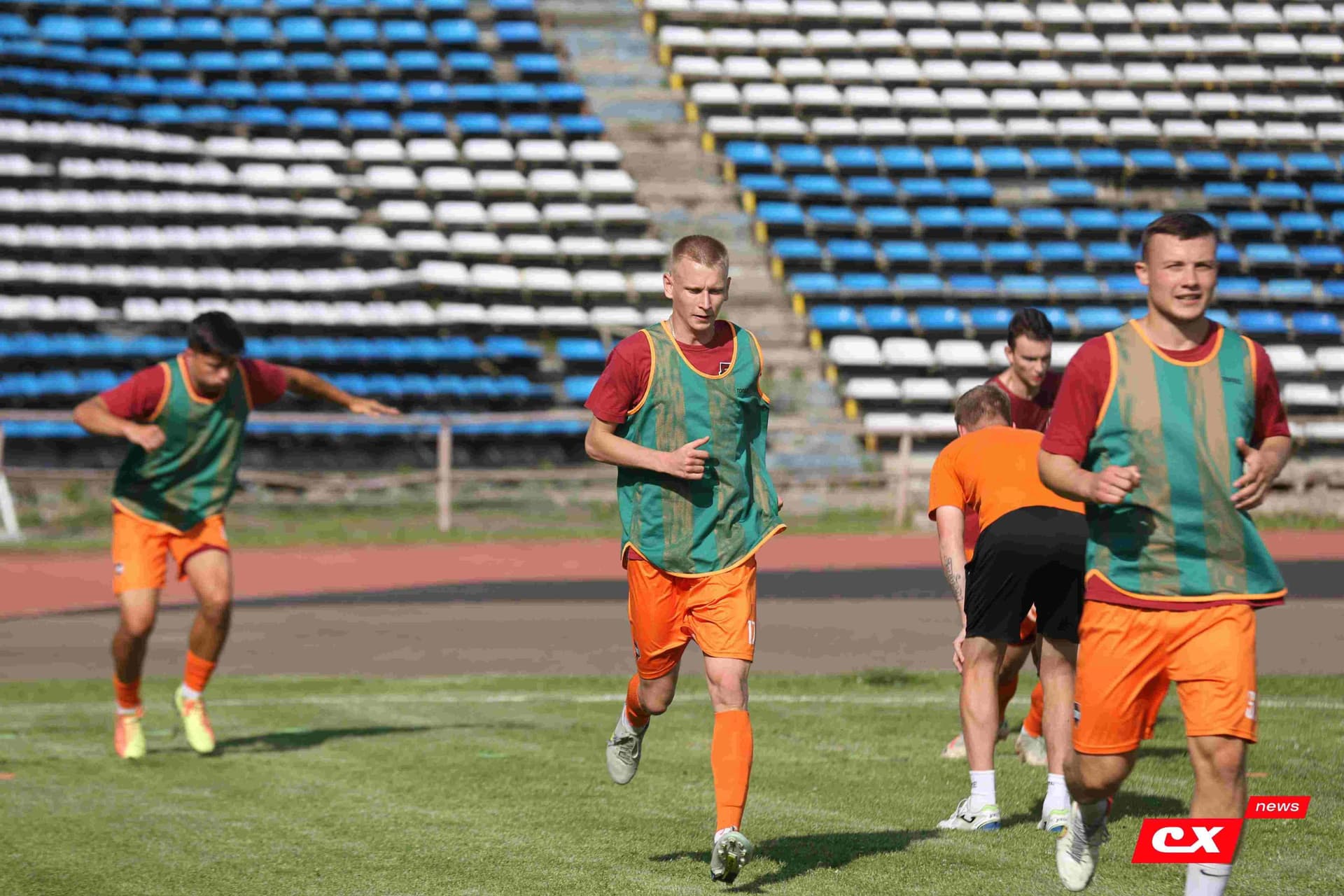 «Динамо-Барнаул-М» 1:3 «Темп». Кубок Сибири. 27.06.2025. Владимир Мартынов («CX News») — кадр 3