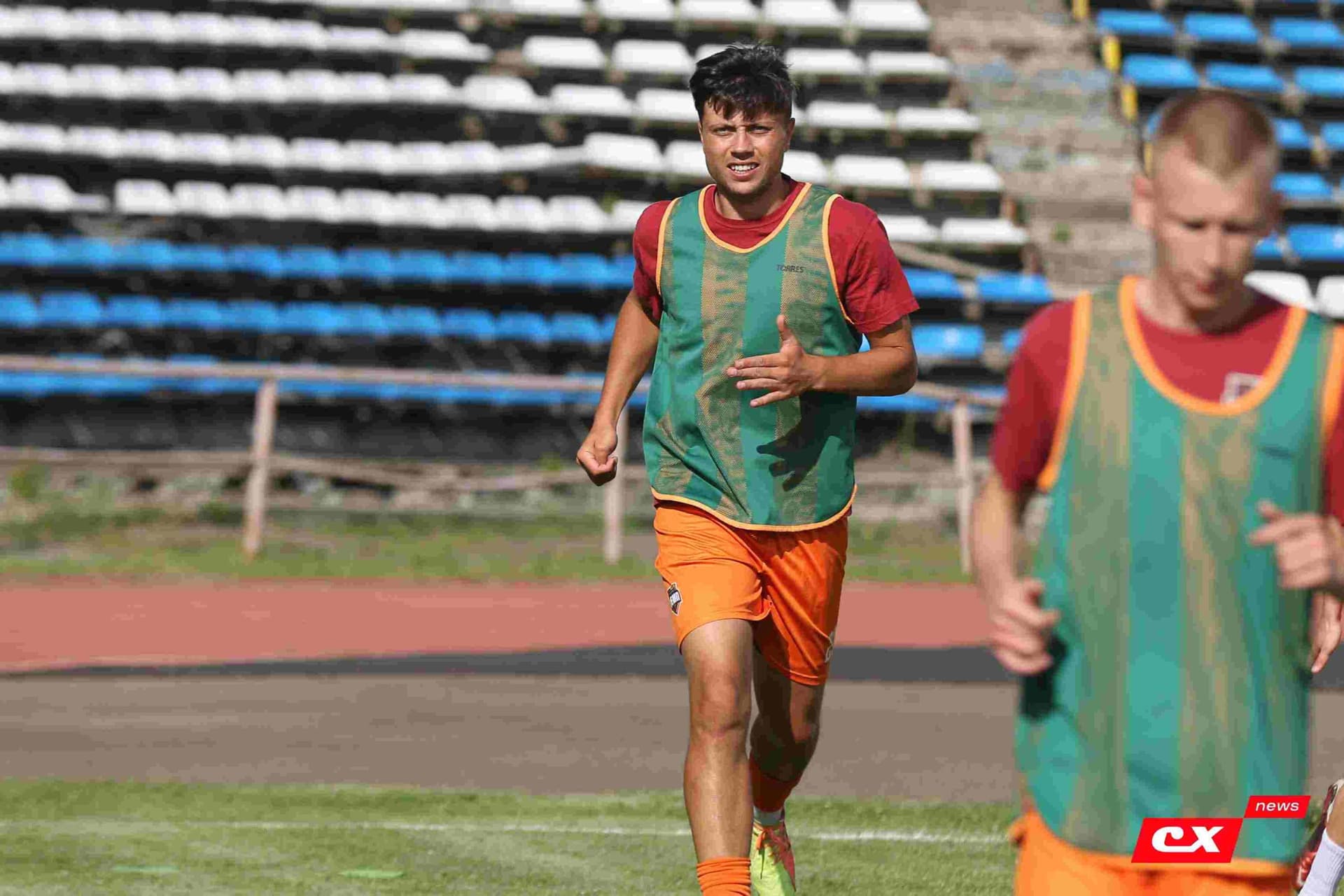 «Динамо-Барнаул-М» 1:3 «Темп». Кубок Сибири. 27.06.2025. Владимир Мартынов («CX News») — кадр 4