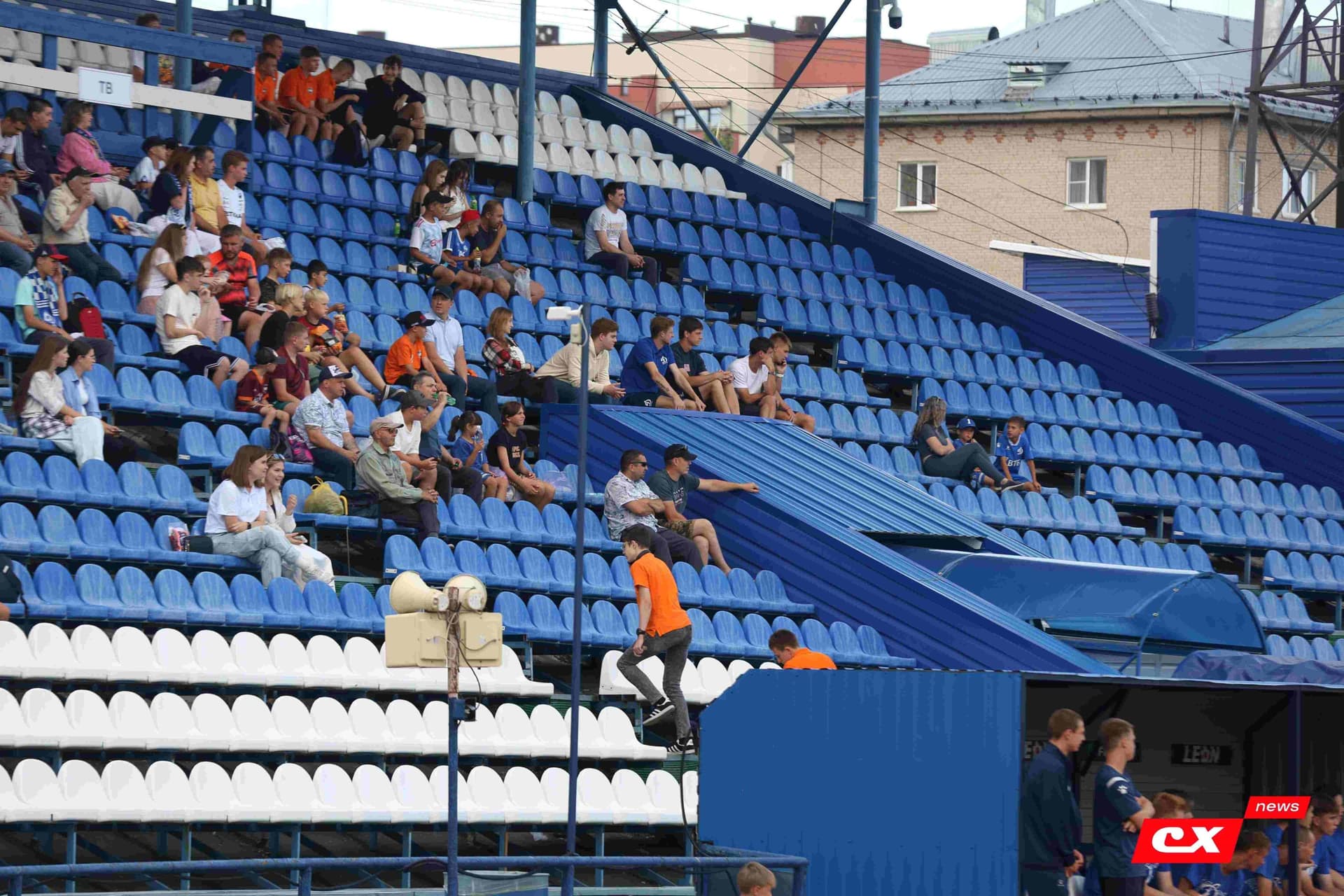 «Динамо-Барнаул-М» 1:3 «Темп». Кубок Сибири. 27.06.2025. Владимир Мартынов («CX News») — кадр 98