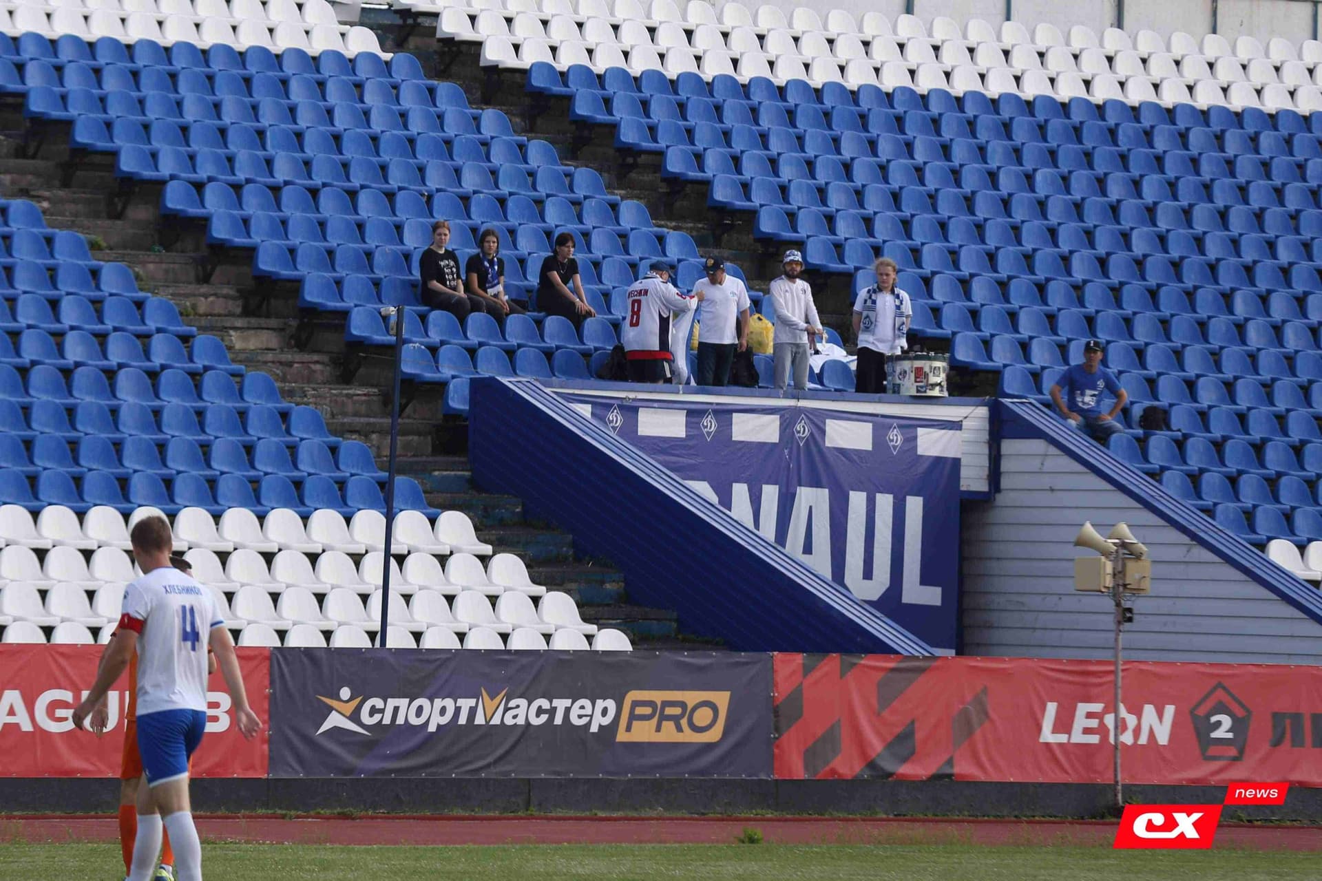 «Динамо-Барнаул-М» 1:2 «Темп». Третья лига. 12.07.2025. Владимир Мартынов («CX News») — кадр 143