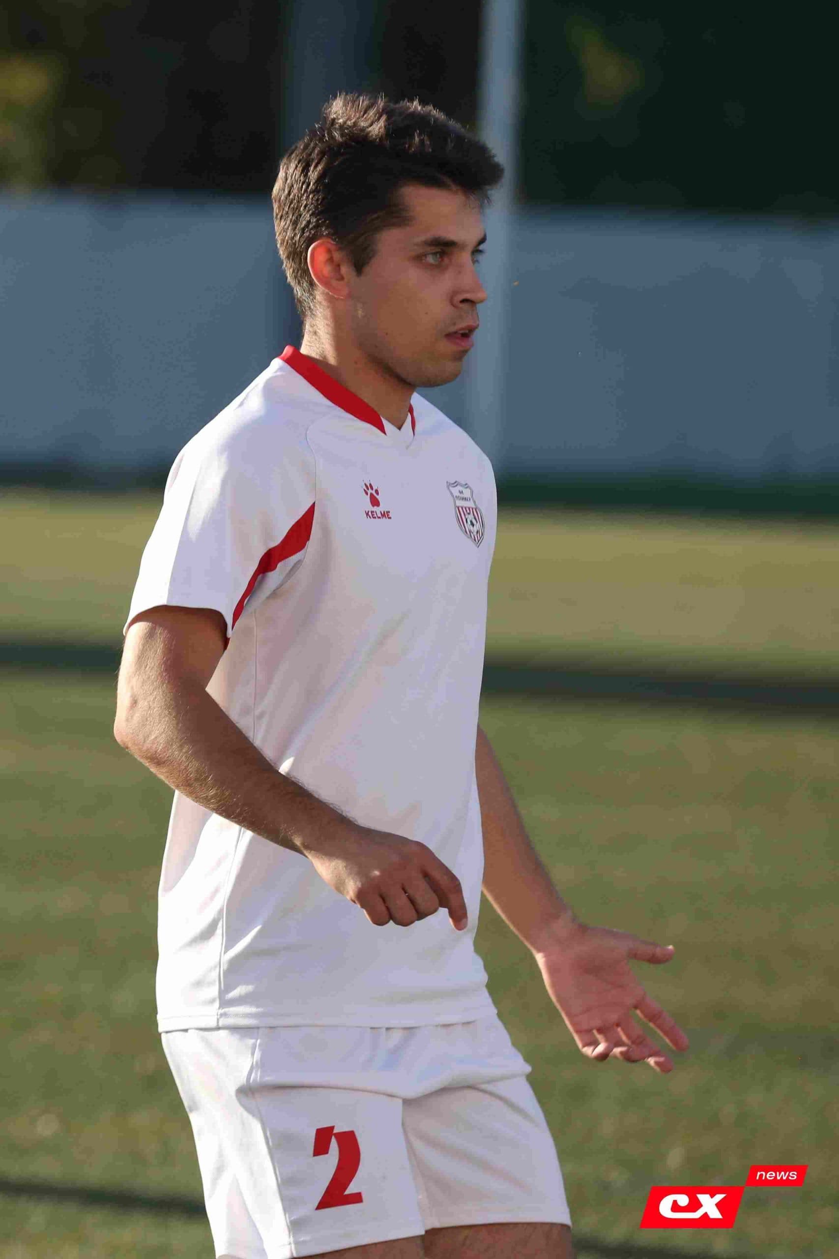 «Полимер» 2:2 «Темп». Третья лига. 05.09.2025. Владимир Мартынов («CX News») и Александр Чёрный («Алтайский спорт») — кадр 103