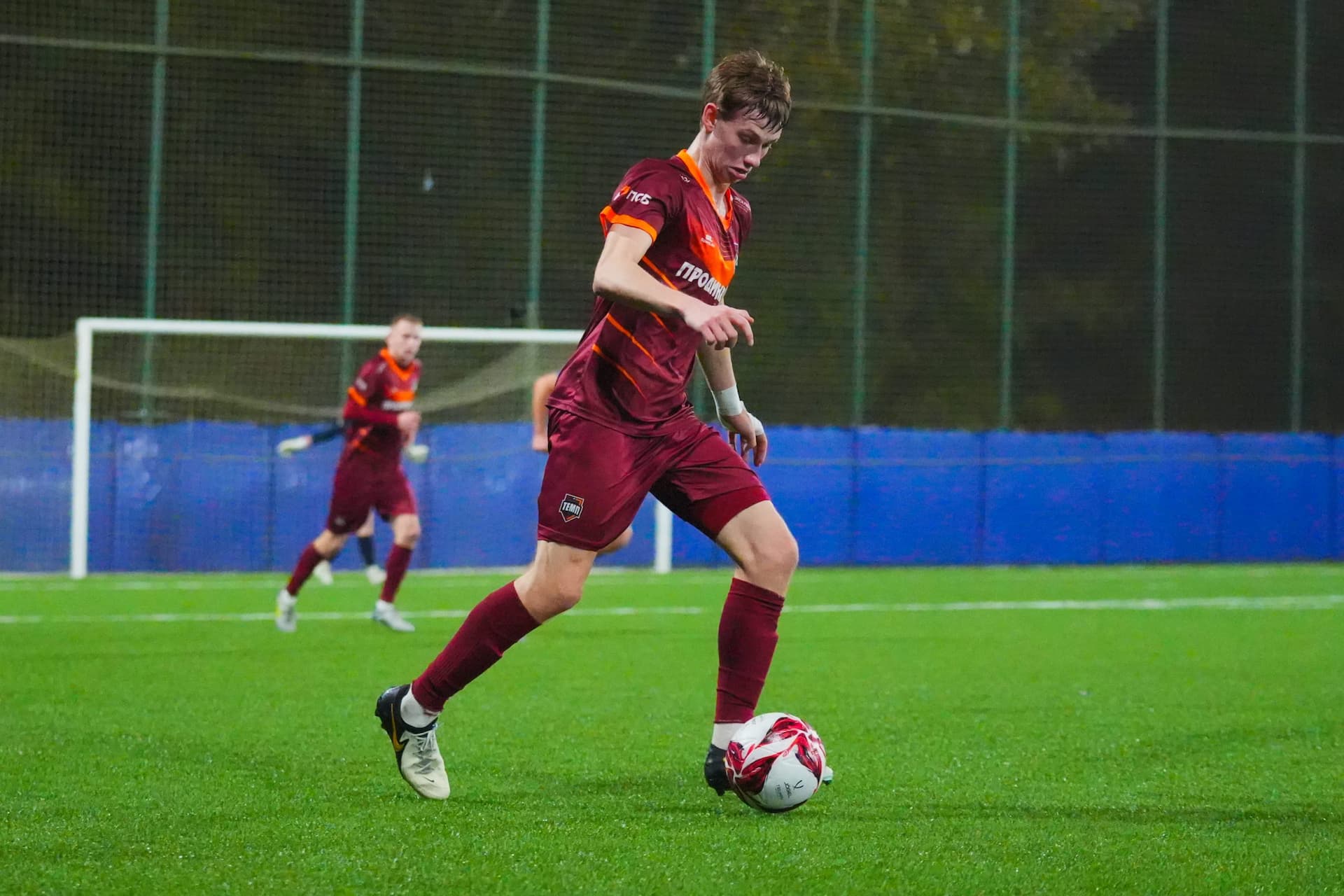 «Ижевск» 5:2 «Темп». Финальный этап Третьей лиги. 06.11.2025. Валерия Лихачёва — кадр 24