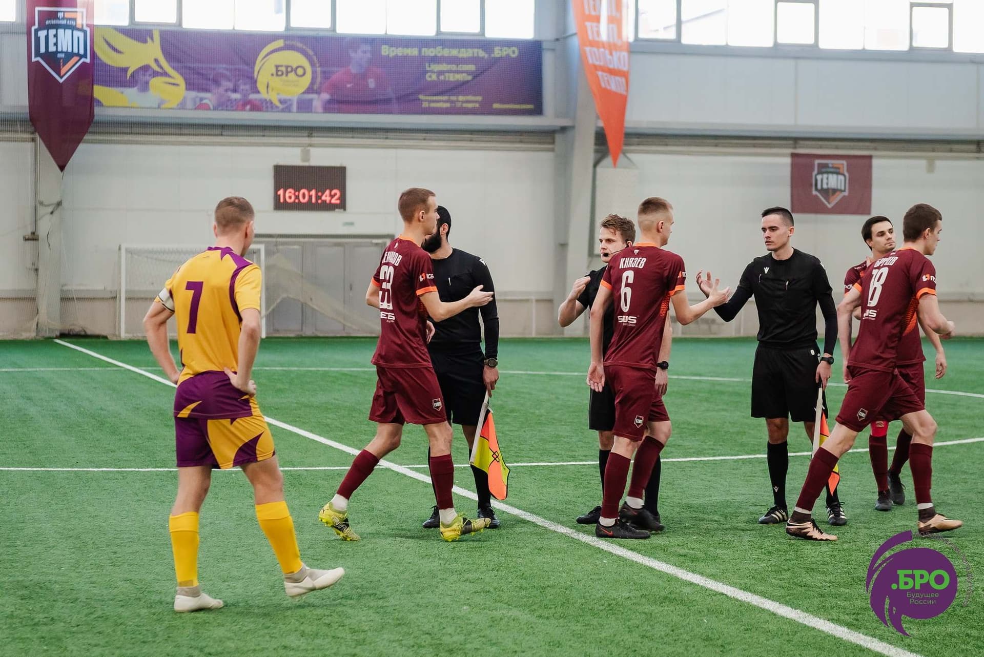 Сборная «Лиги .БРО» 2:2 (пен. 3-5) «Темп». MATCHDAY. 23.12.2023 — кадр 16