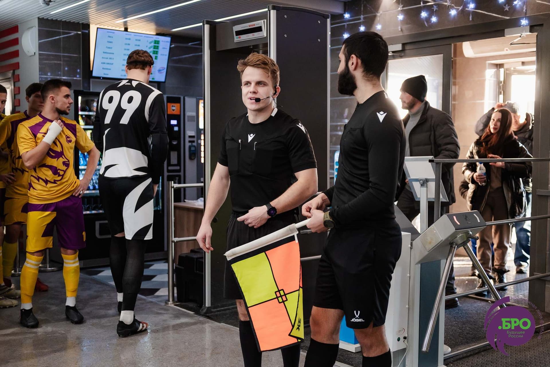 Сборная «Лиги .БРО» 2:2 (пен. 3-5) «Темп». MATCHDAY. 23.12.2023 — кадр 4