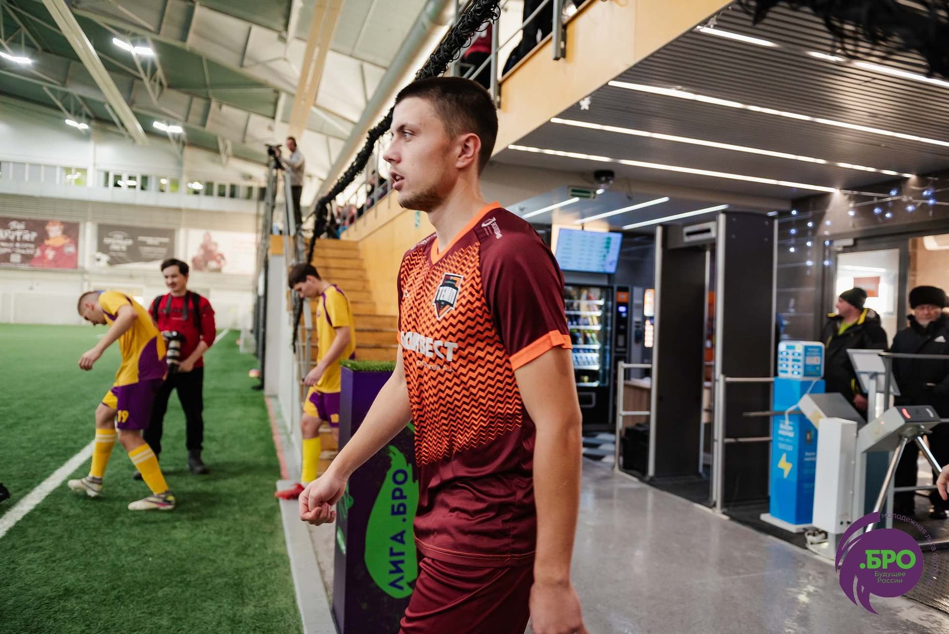 Сборная «Лиги .БРО» 2:2 (пен. 3-5) «Темп». MATCHDAY. 23.12.2023 — кадр 8