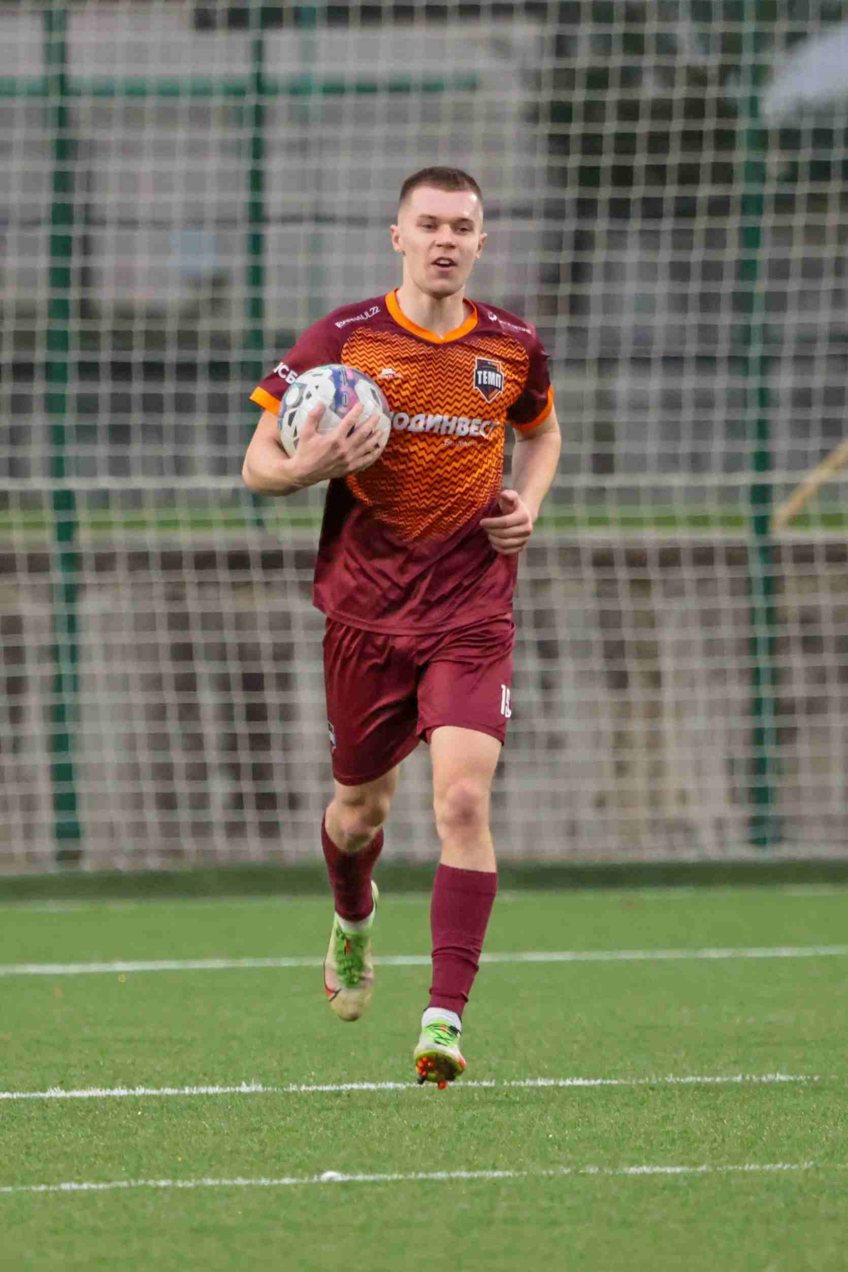 «Дорожник» 3:3 (4-2 пен.) «Темп». Финальный этап Третьей лиги. 07.11.2024 — кадр 34