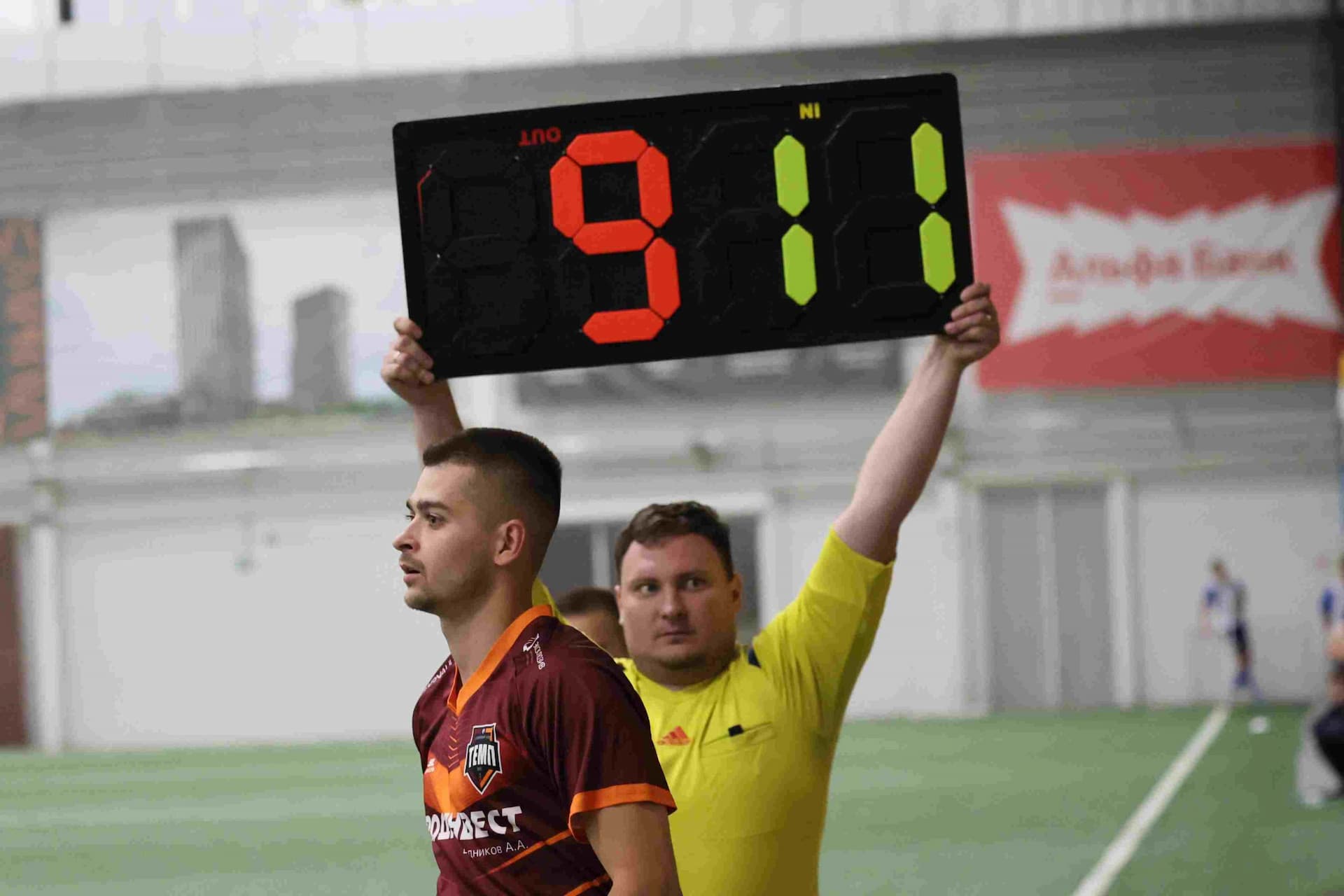 «Темп» 1:0 «Динамо-Барнаул-М». Третья лига. 05.10.2025. Александр Чёрный («Алтайский спорт»), Владимир Мартынов («CX News») — кадр 28