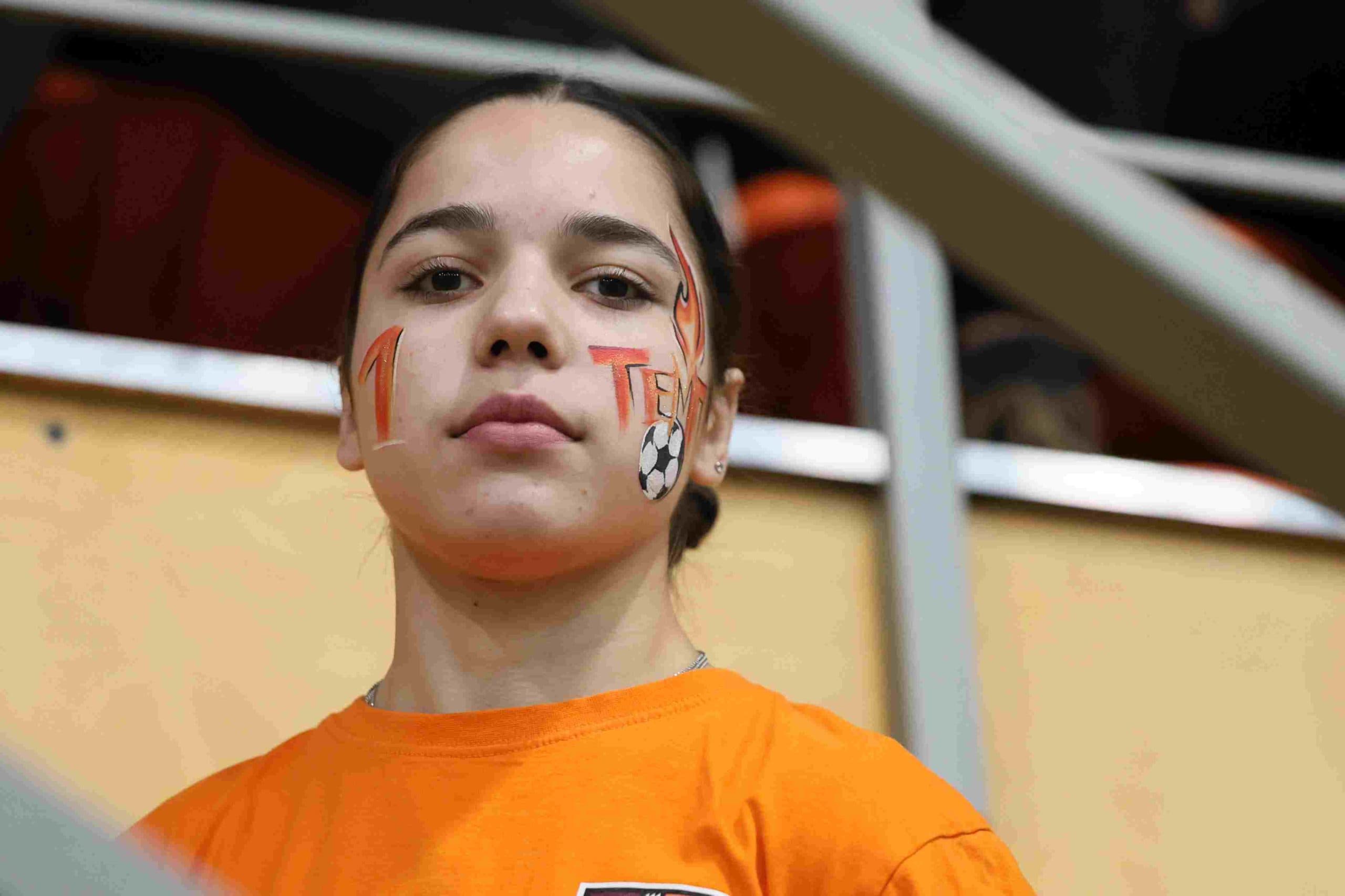 «Темп» 1:0 «Динамо-Барнаул-М». Третья лига. 05.10.2025. Александр Чёрный («Алтайский спорт»), Владимир Мартынов («CX News») — фото 3