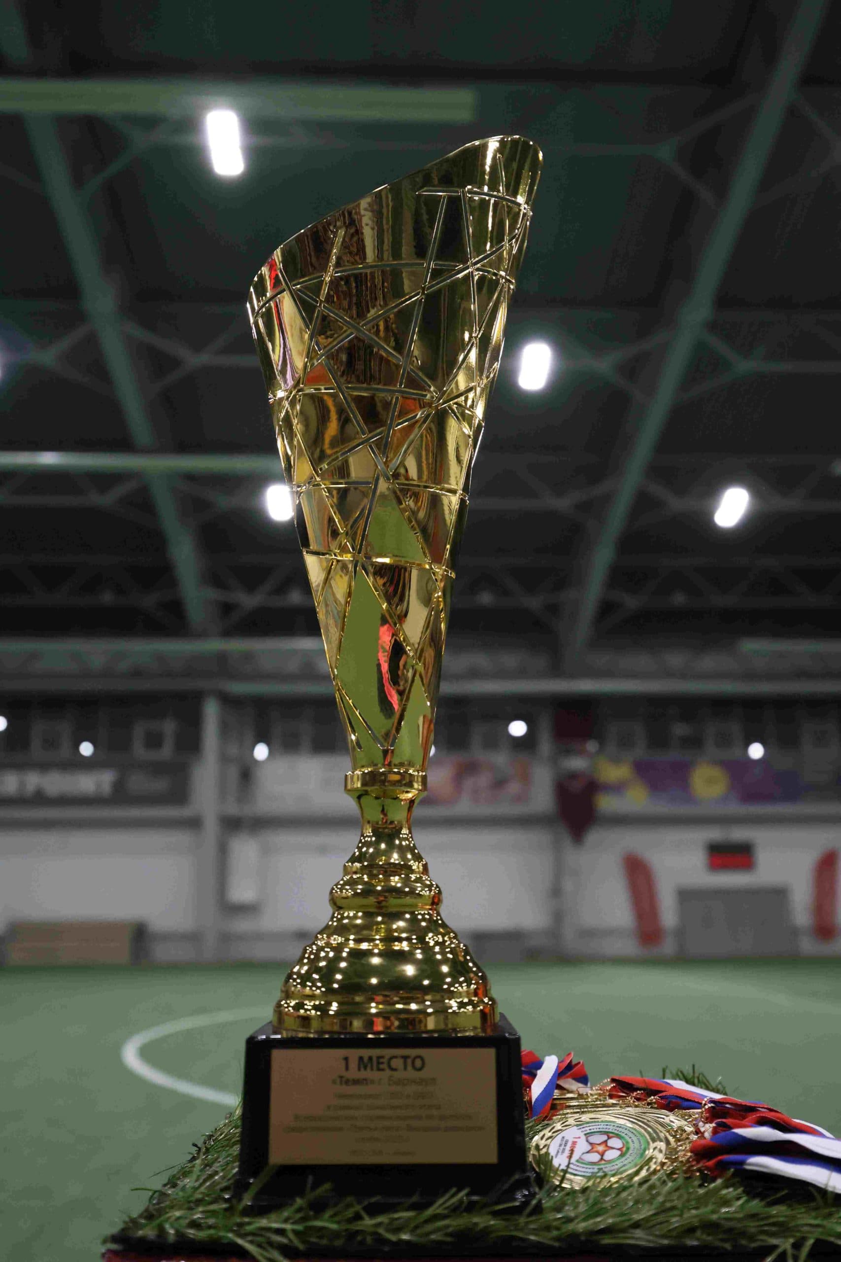 «Темп» 1:0 «Динамо-Барнаул-М». Третья лига. 05.10.2025. Александр Чёрный («Алтайский спорт»), Владимир Мартынов («CX News») — кадр 49