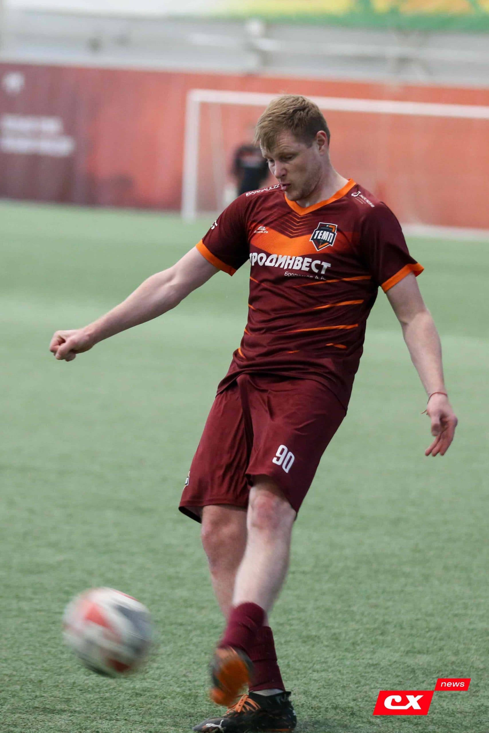«Темп» 1:0 «Новокузнецк». Третья лига. 02.05.2025. Владимир Мартынов («CX News») — кадр 118