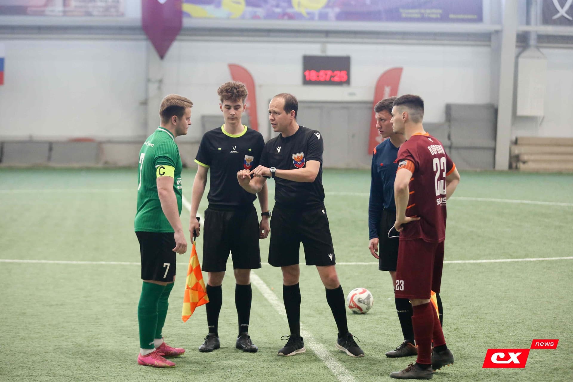 «Темп» 1:0 «Новокузнецк». Третья лига. 02.05.2025. Владимир Мартынов («CX News») — кадр 15