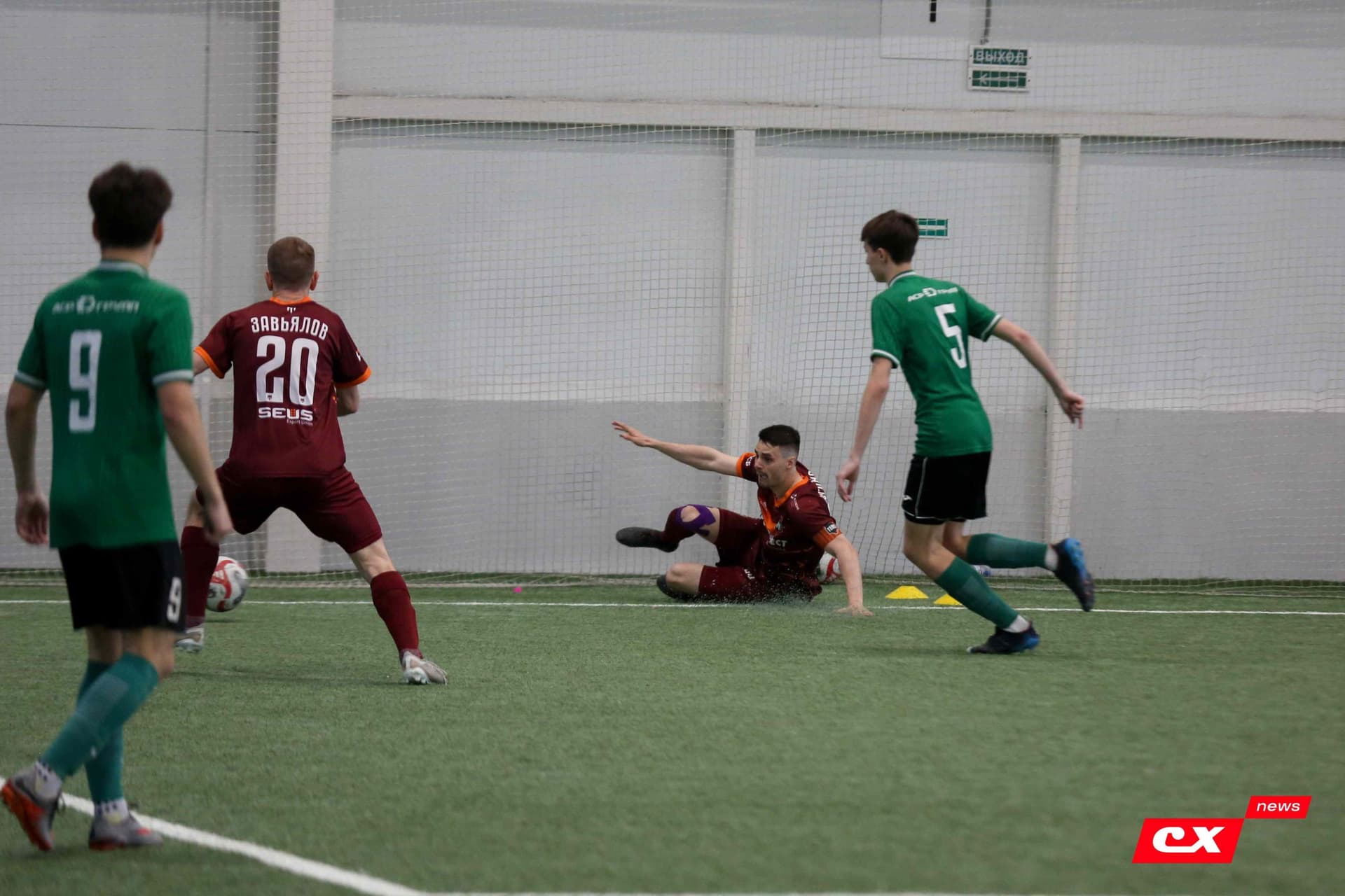 «Темп» 1:0 «Новокузнецк». Третья лига. 02.05.2025. Владимир Мартынов («CX News») — кадр 38