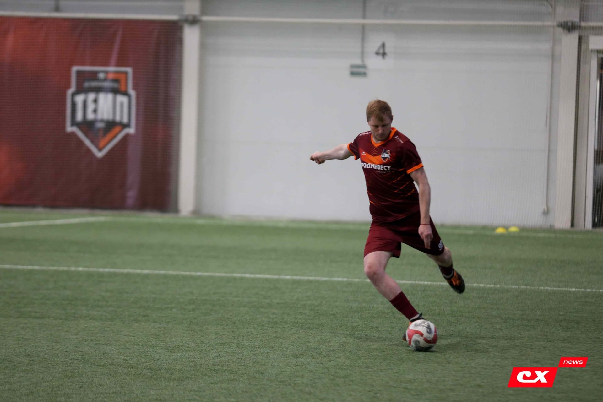 «Темп» 1:0 «Новокузнецк». Третья лига. 02.05.2025. Владимир Мартынов («CX News») — кадр 47