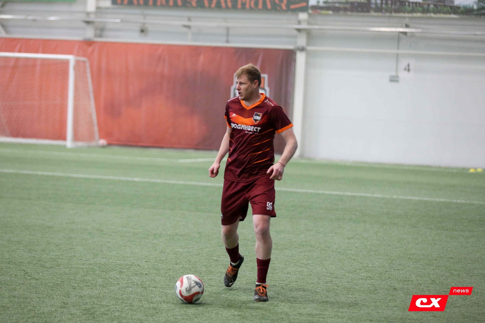 «Темп» 1:0 «Новокузнецк». Третья лига. 02.05.2025. Владимир Мартынов («CX News») — кадр 56