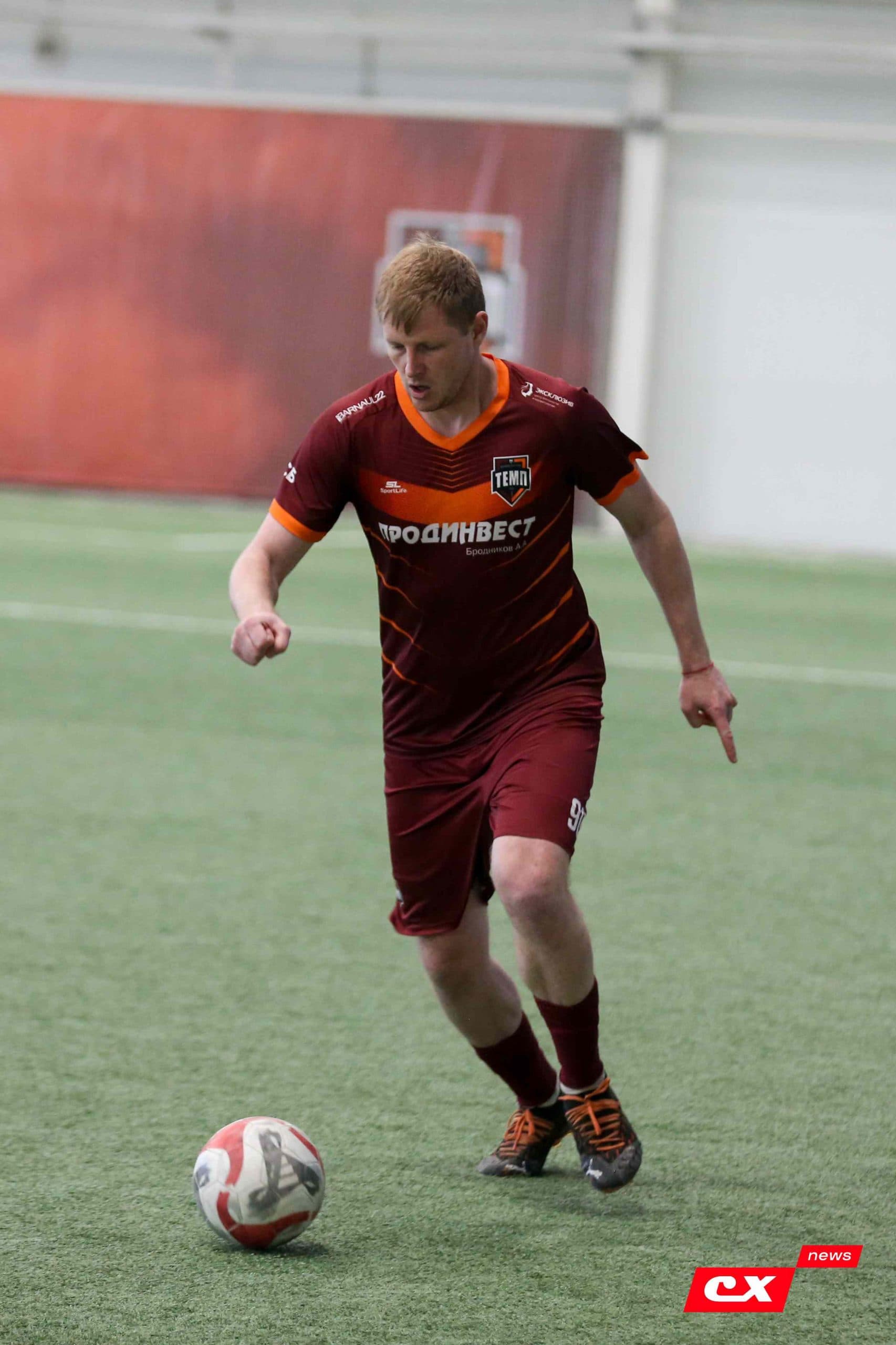 «Темп» 1:0 «Новокузнецк». Третья лига. 02.05.2025. Владимир Мартынов («CX News») — кадр 57