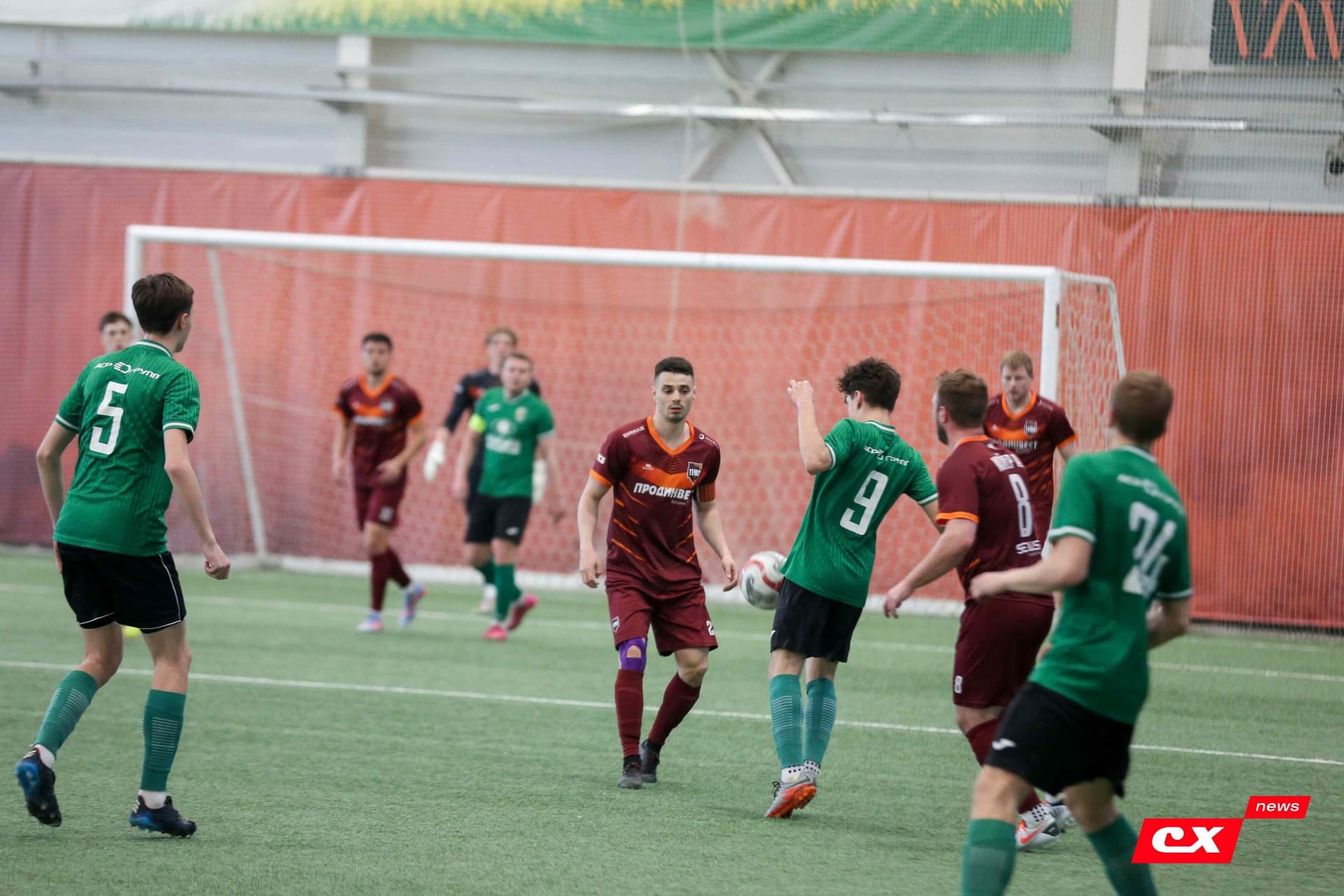 «Темп» 1:0 «Новокузнецк». Третья лига. 02.05.2025. Владимир Мартынов («CX News») — кадр 69