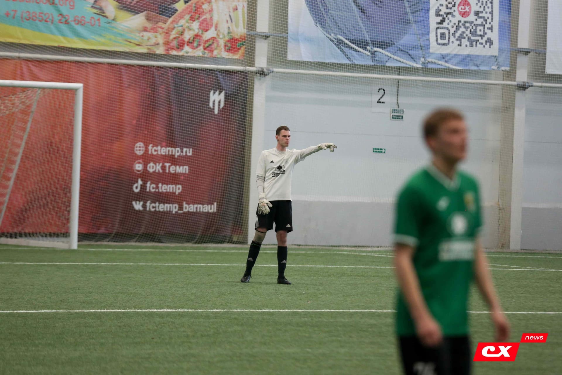 «Темп» 1:0 «Новокузнецк». Третья лига. 02.05.2025. Владимир Мартынов («CX News») — кадр 85