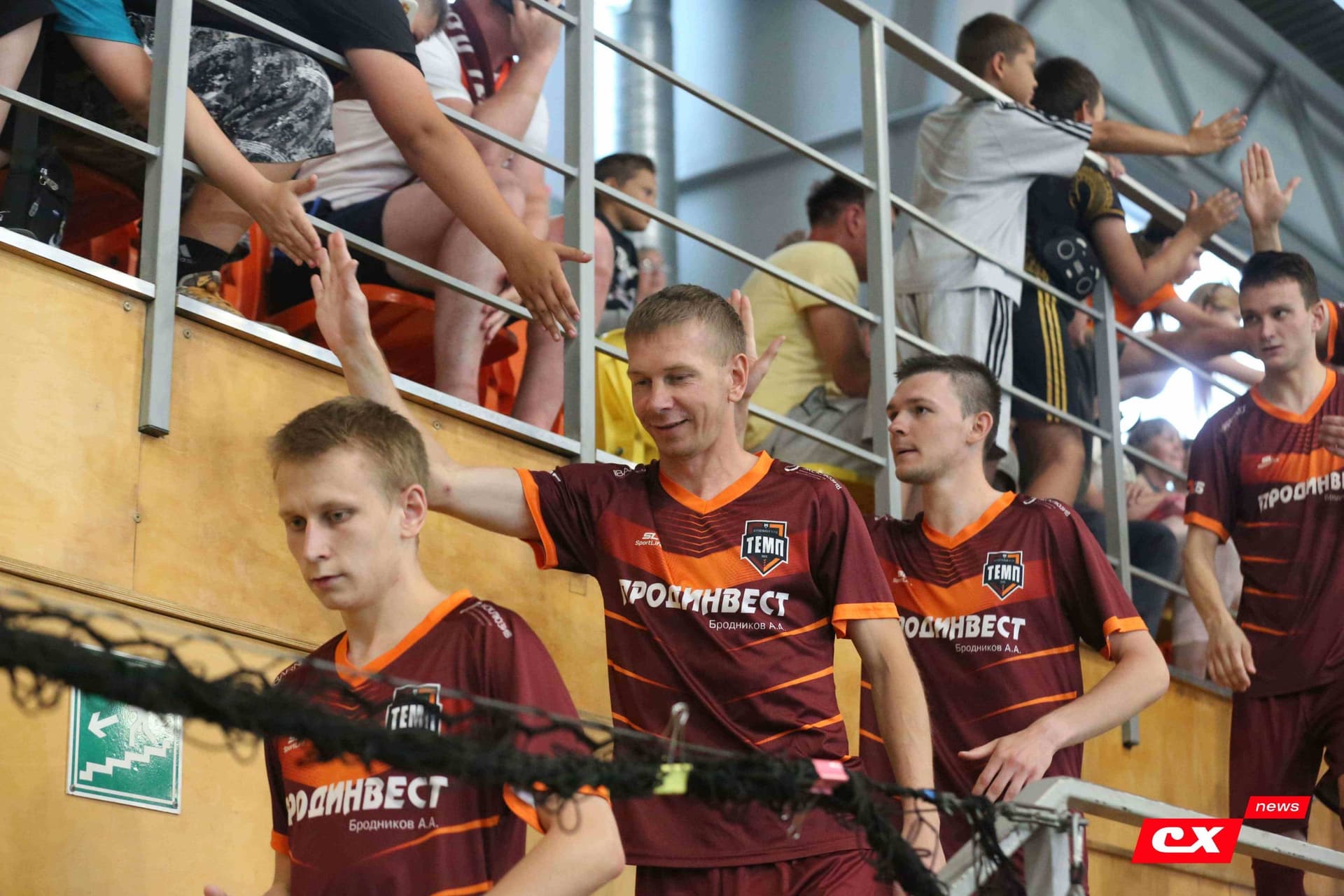 «Темп» 4:1 «Сибирь-М». Третья лига. 22.06.2025. Владимир Мартынов («CX News») — кадр 103