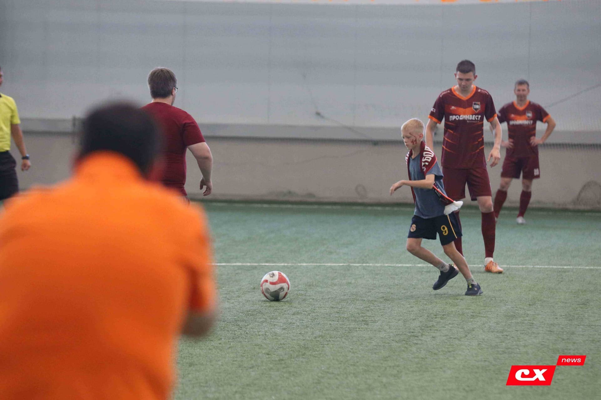 «Темп» 4:1 «Сибирь-М». Третья лига. 22.06.2025. Владимир Мартынов («CX News») — кадр 157