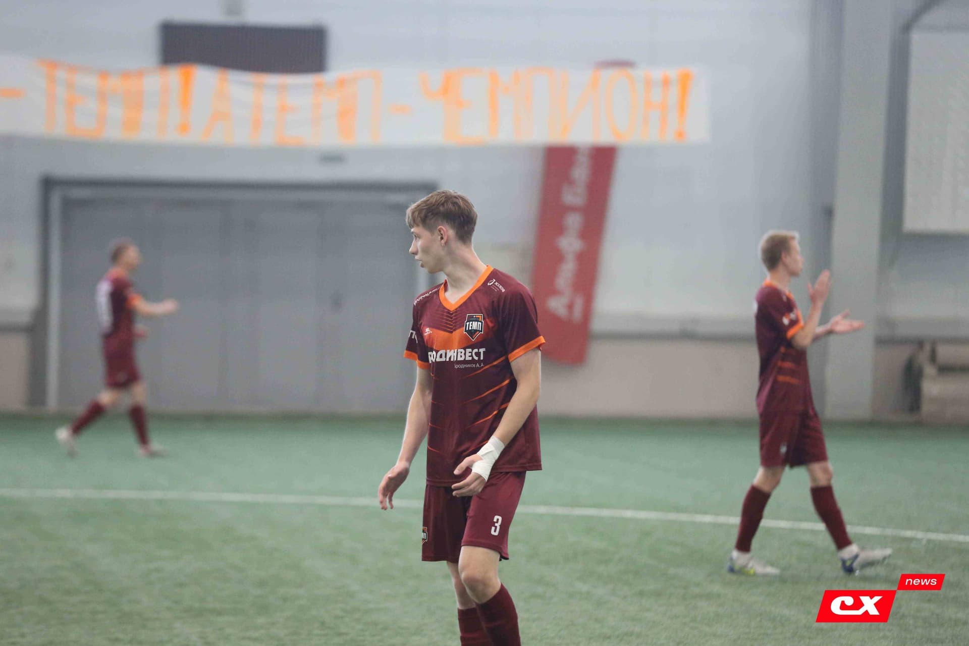 «Темп» 4:1 «Сибирь-М». Третья лига. 22.06.2025. Владимир Мартынов («CX News») — кадр 185