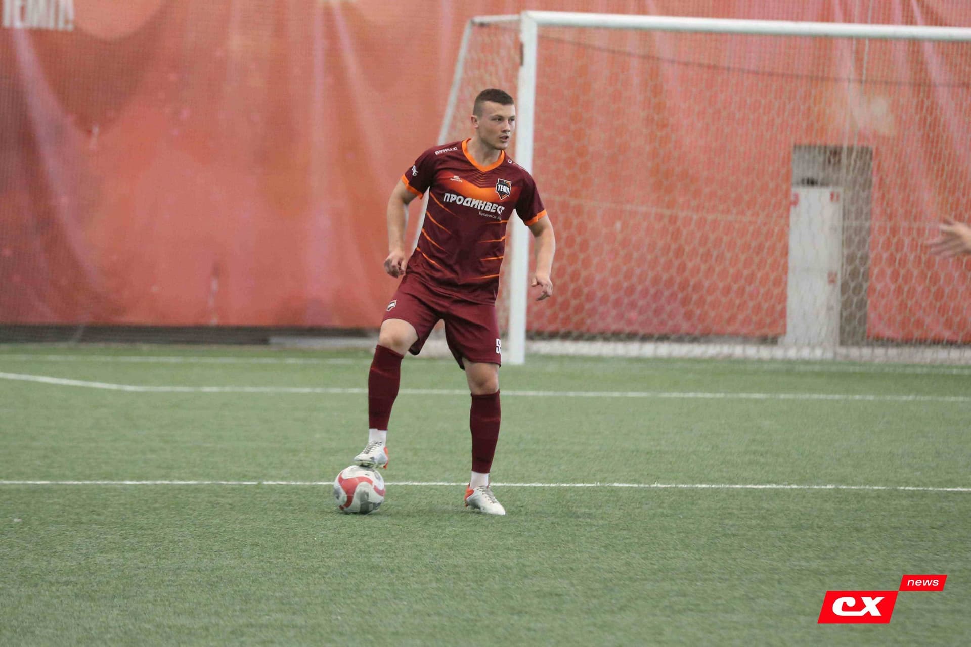 «Темп» 4:1 «Сибирь-М». Третья лига. 22.06.2025. Владимир Мартынов («CX News») — кадр 196