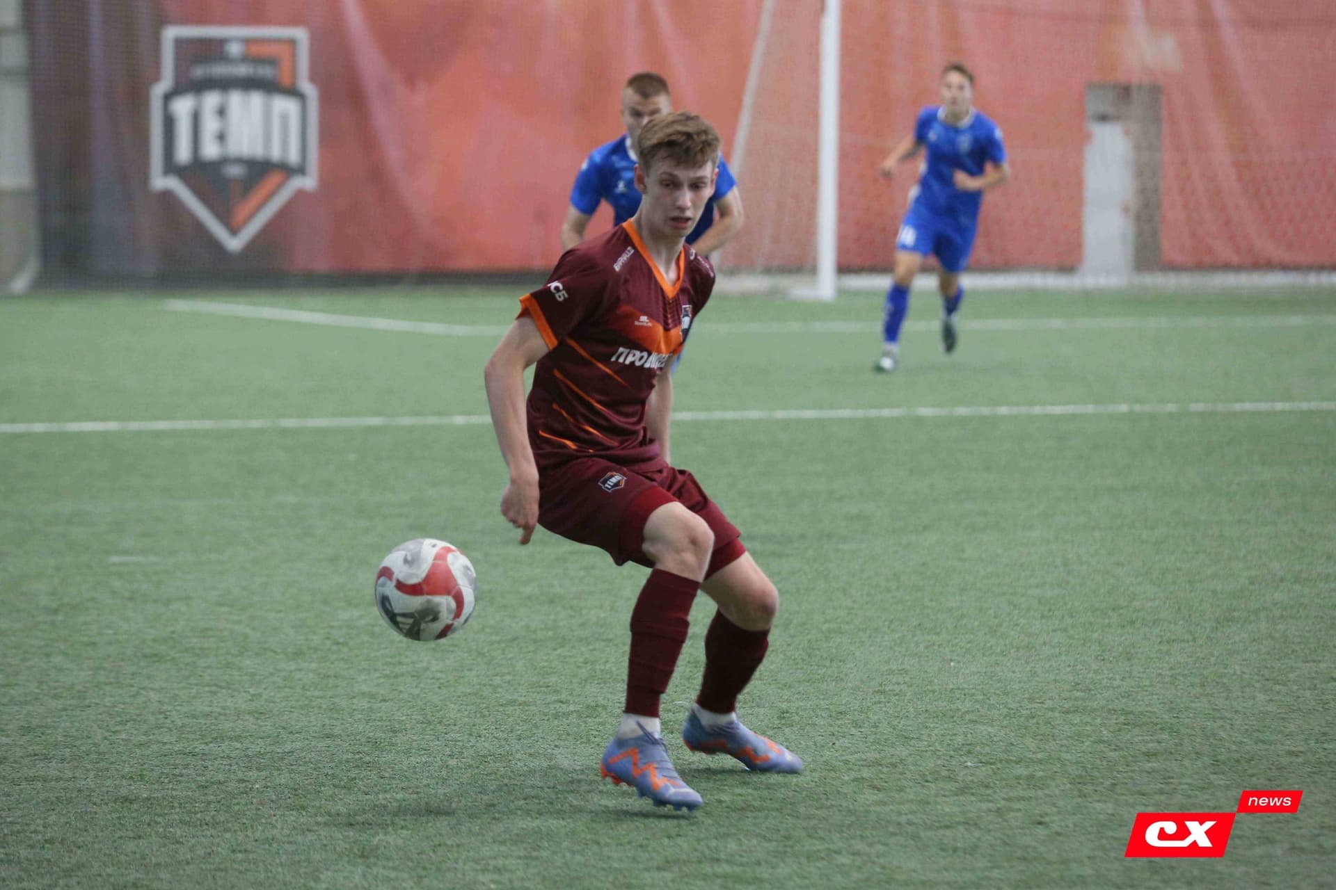 «Темп» 4:1 «Сибирь-М». Третья лига. 22.06.2025. Владимир Мартынов («CX News») — кадр 197