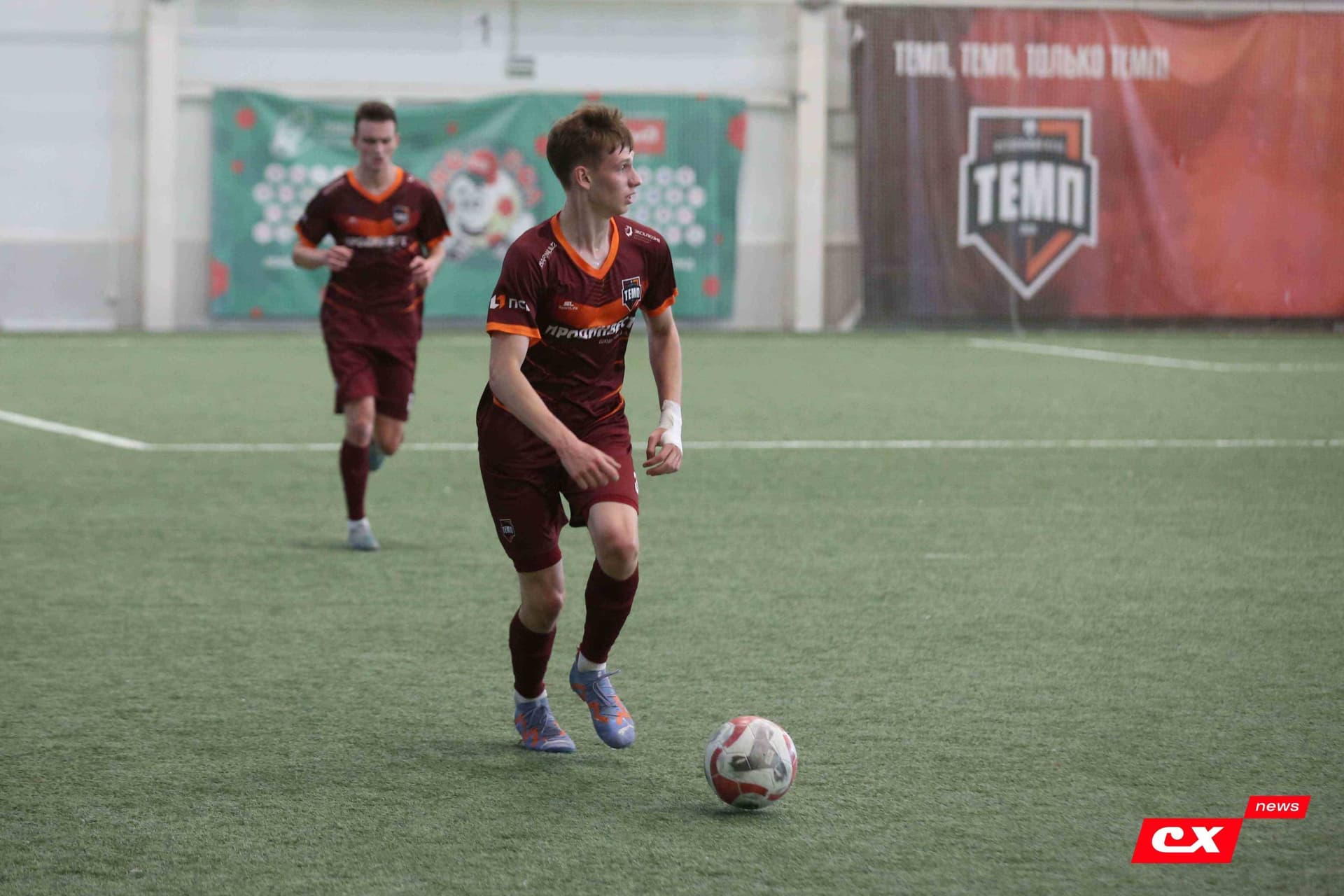 «Темп» 4:1 «Сибирь-М». Третья лига. 22.06.2025. Владимир Мартынов («CX News») — кадр 216