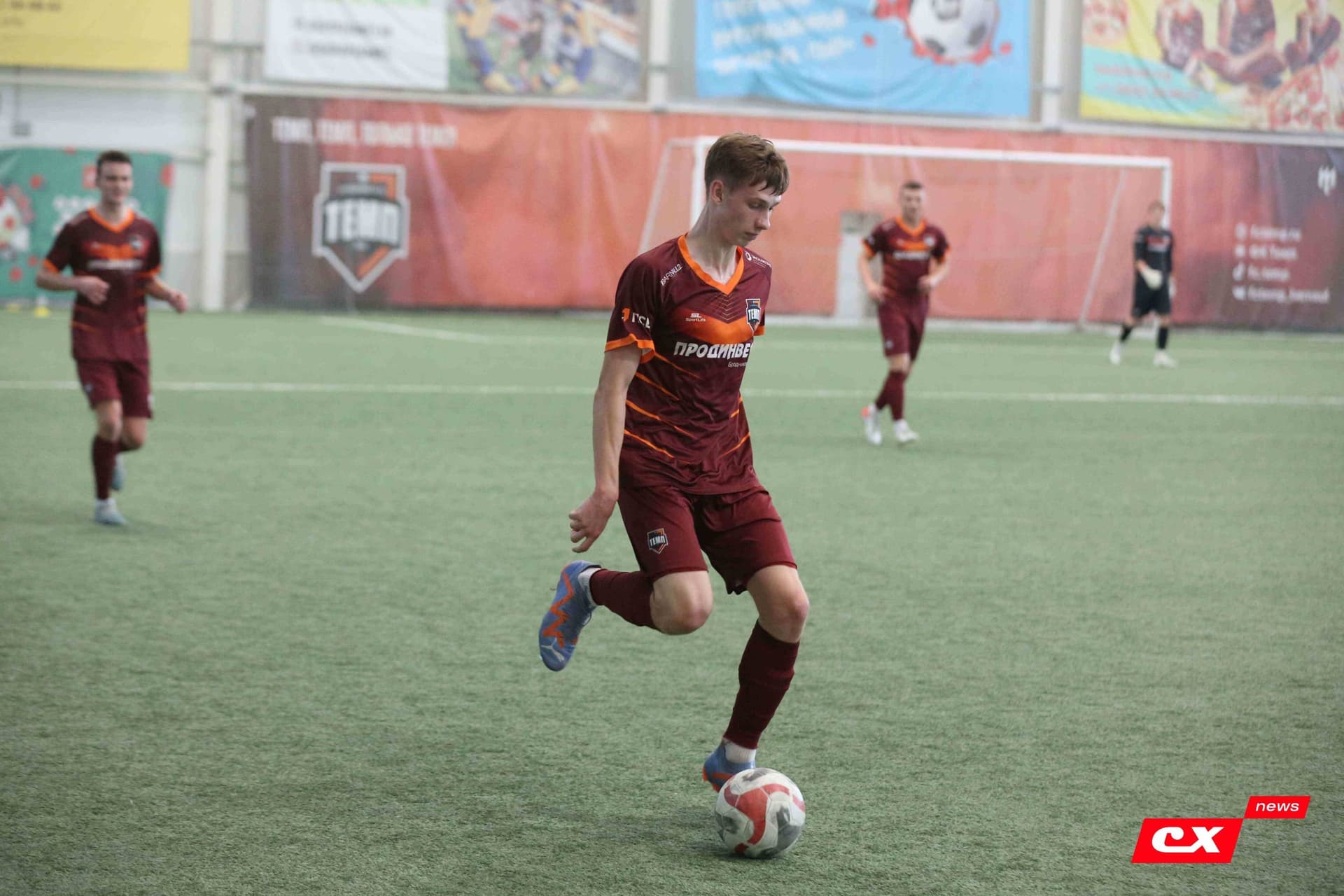 «Темп» 4:1 «Сибирь-М». Третья лига. 22.06.2025. Владимир Мартынов («CX News») — кадр 217