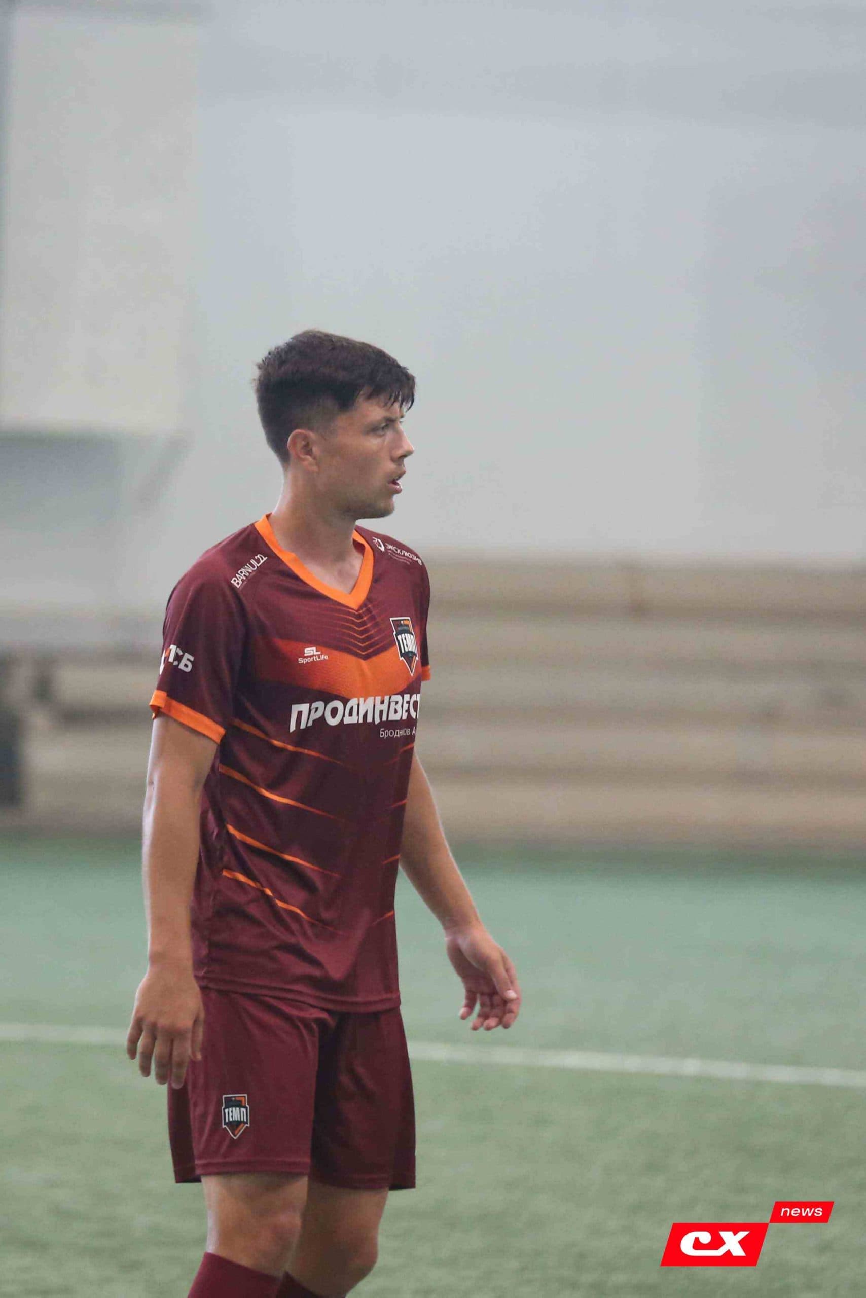 «Темп» 4:1 «Сибирь-М». Третья лига. 22.06.2025. Владимир Мартынов («CX News») — кадр 226