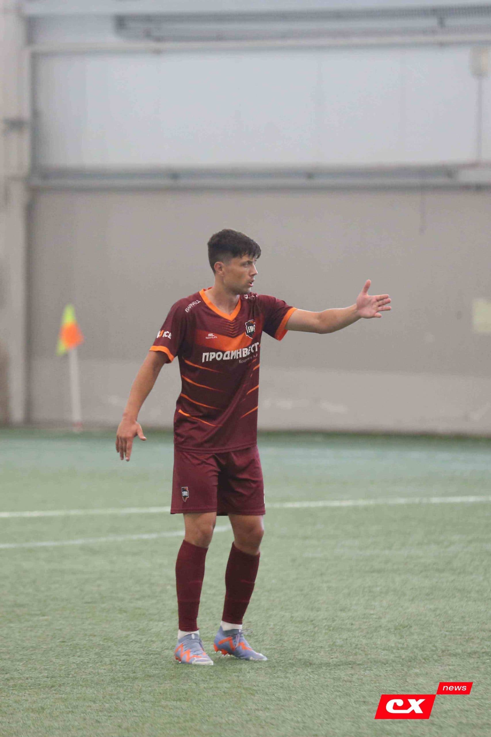 «Темп» 4:1 «Сибирь-М». Третья лига. 22.06.2025. Владимир Мартынов («CX News») — кадр 235