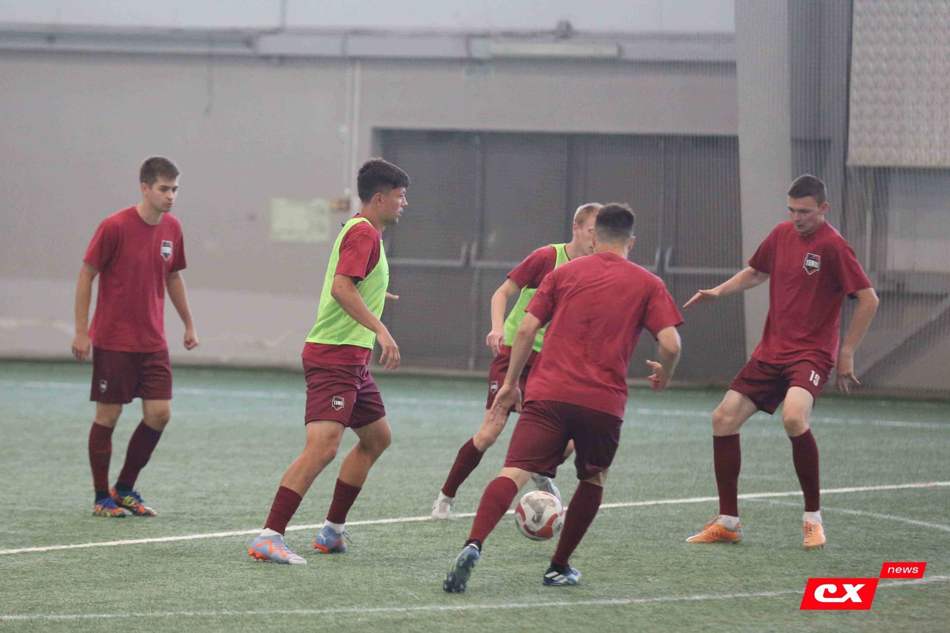 «Темп» 4:1 «Сибирь-М». Третья лига. 22.06.2025. Владимир Мартынов («CX News») — кадр 78