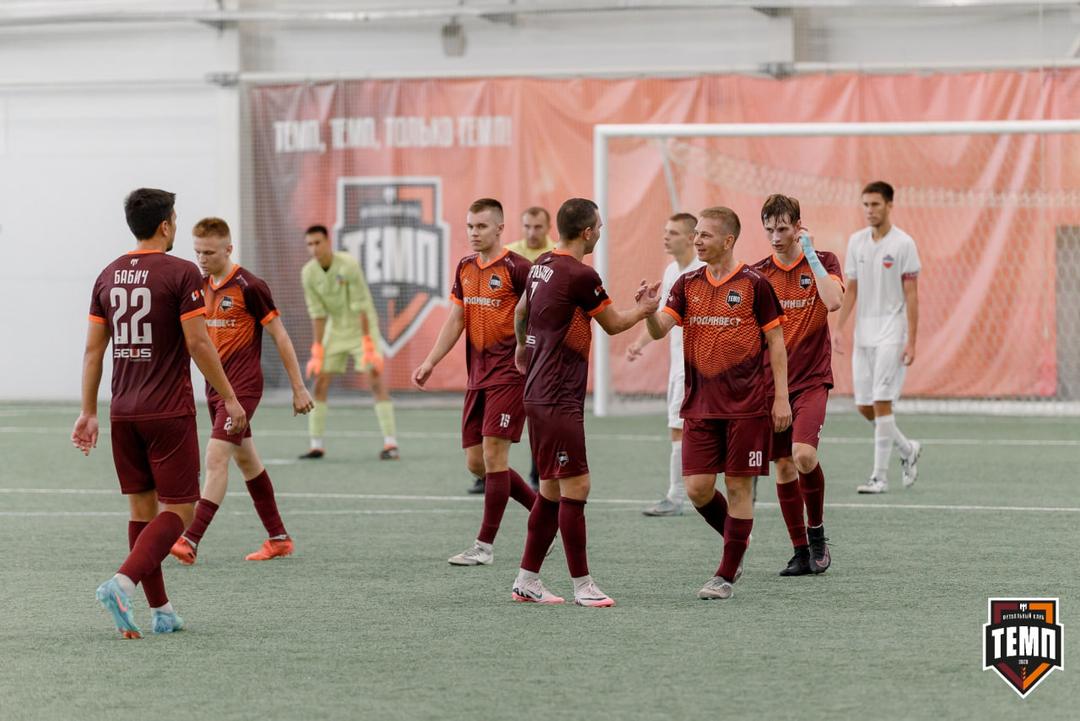 Выбираем лучший гол июля!