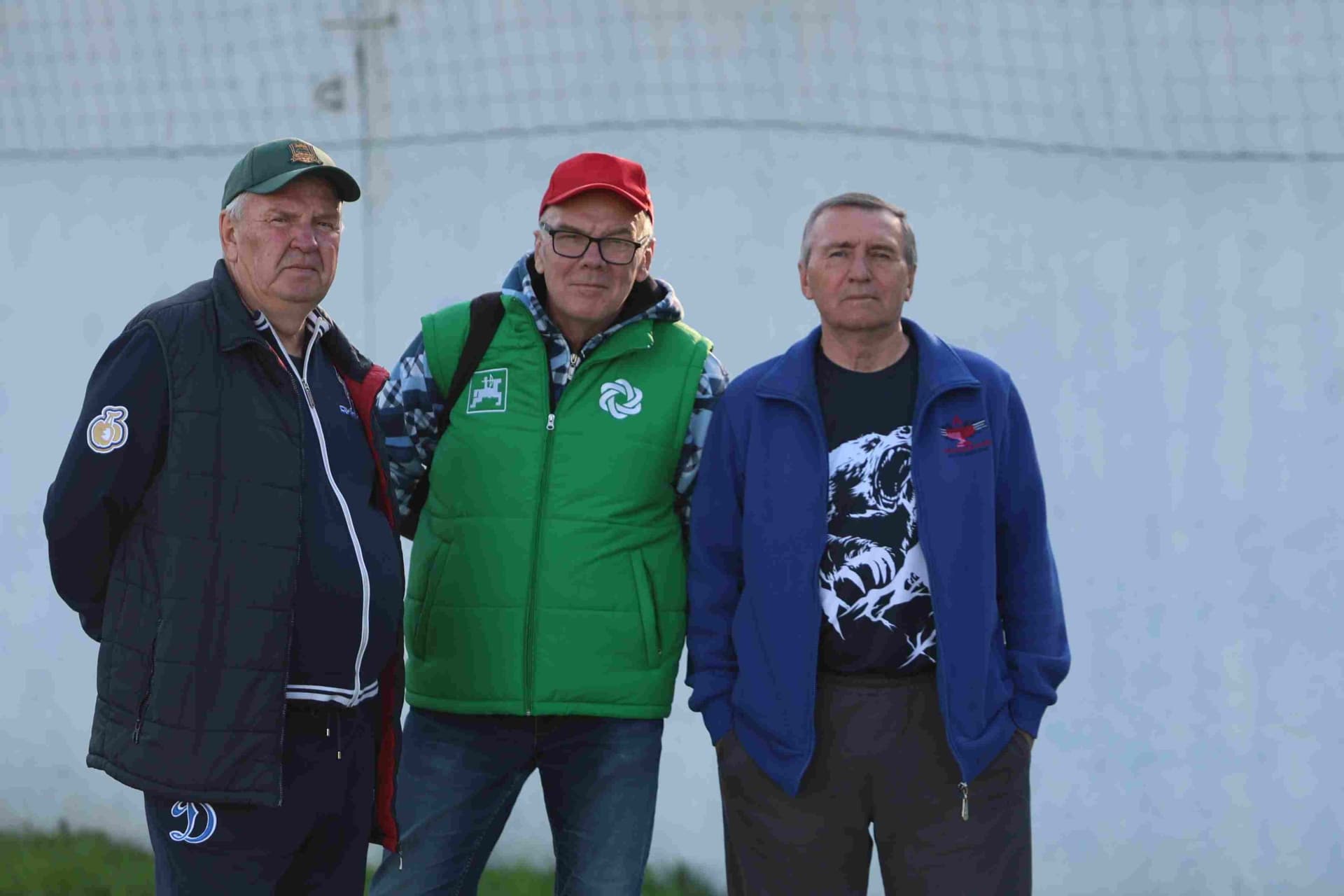 «Полимер» 2:2 «Темп». Третья лига. 05.09.2025. Владимир Мартынов («CX News») и Александр Чёрный («Алтайский спорт») — кадр 180