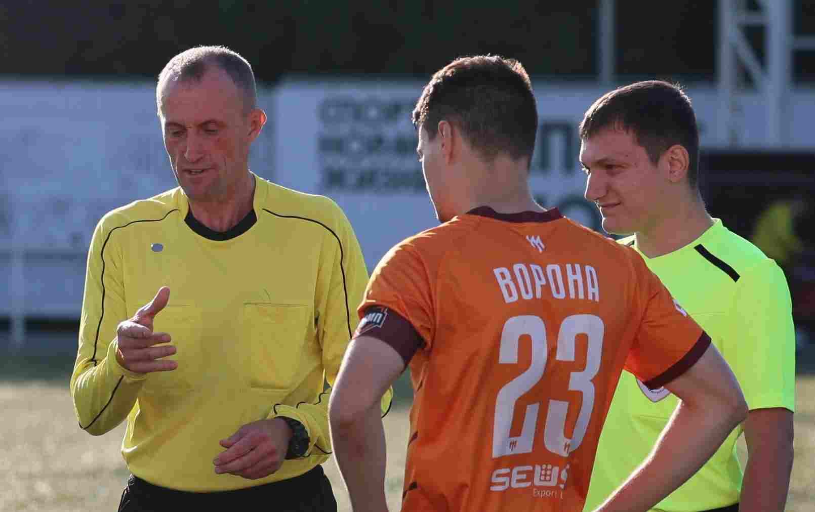 «Полимер» 2:2 «Темп». Третья лига. 05.09.2025. Владимир Мартынов («CX News») и Александр Чёрный («Алтайский спорт») — кадр 162